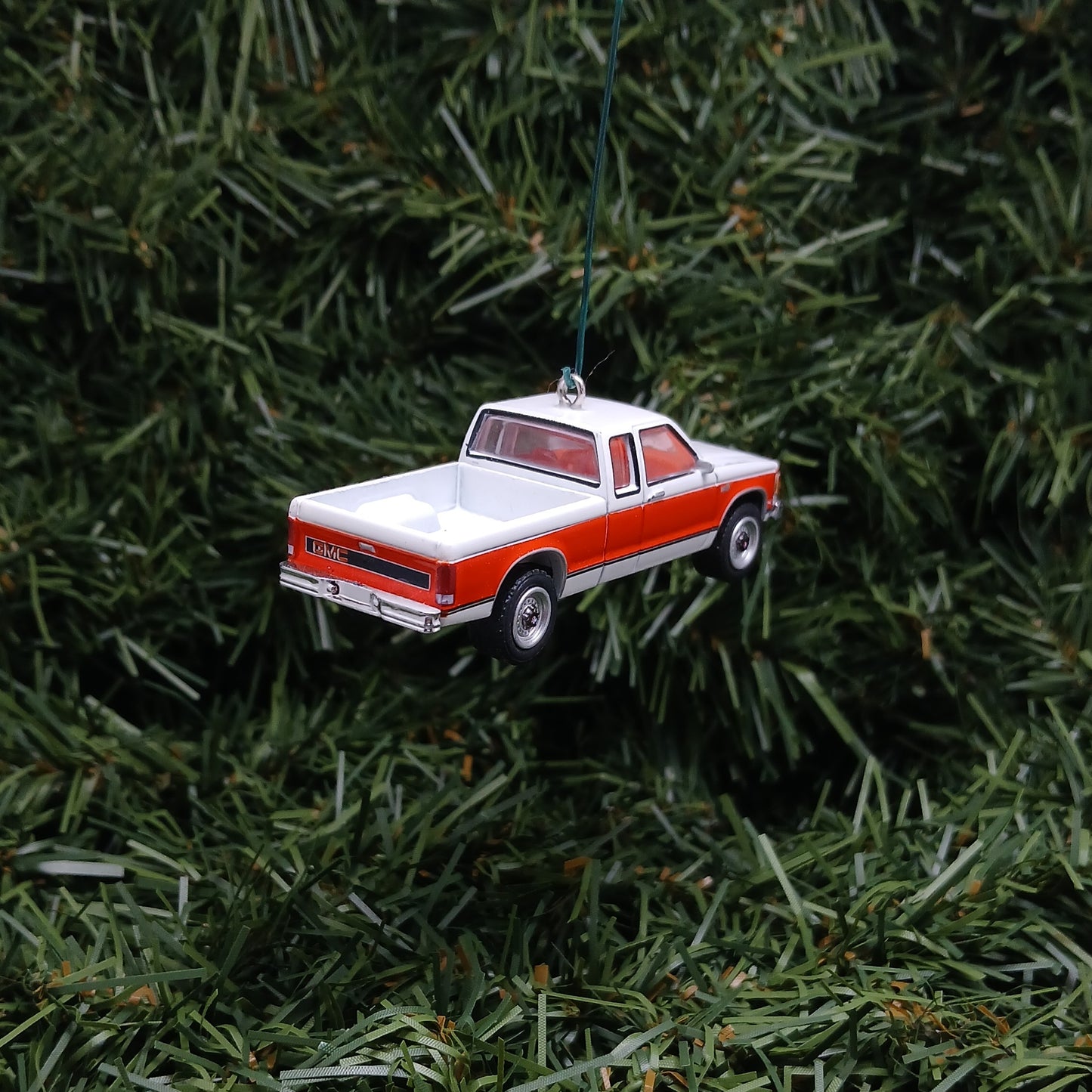 GMC 1984 S-15 Truck Ornament Christmas Gift General Motors Sierra Classic 1982-1993 S15 Red White