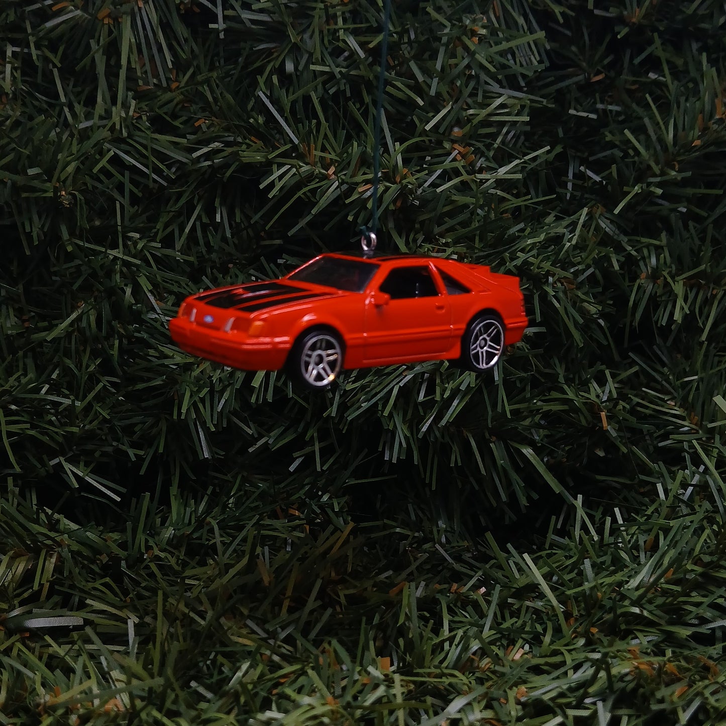 Ford Mustang 1984 SVO Christmas Ornament Gift Xmas Tree Decoration Red 1985 1986