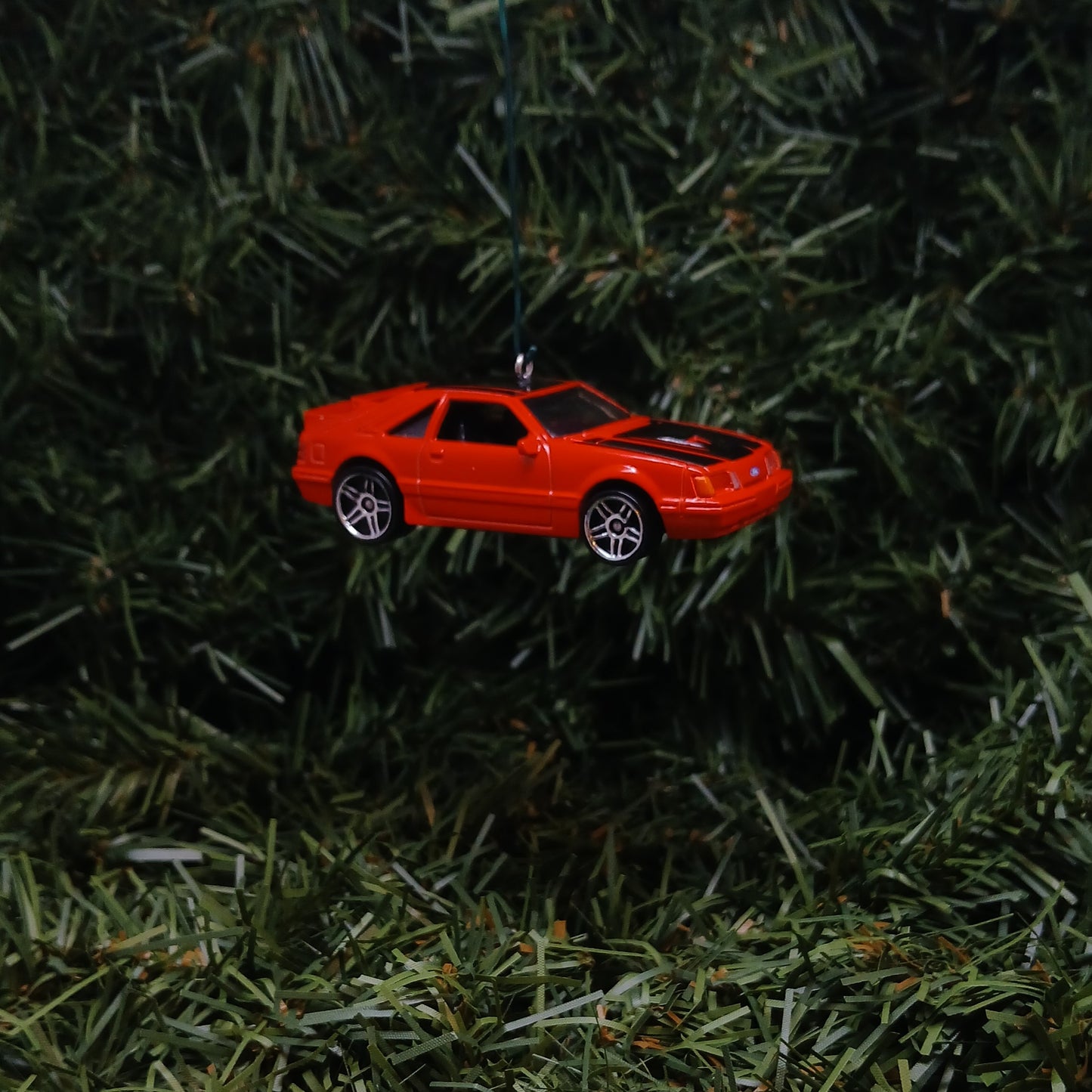 Ford Mustang 1984 SVO Christmas Ornament Gift Xmas Tree Decoration Red 1985 1986