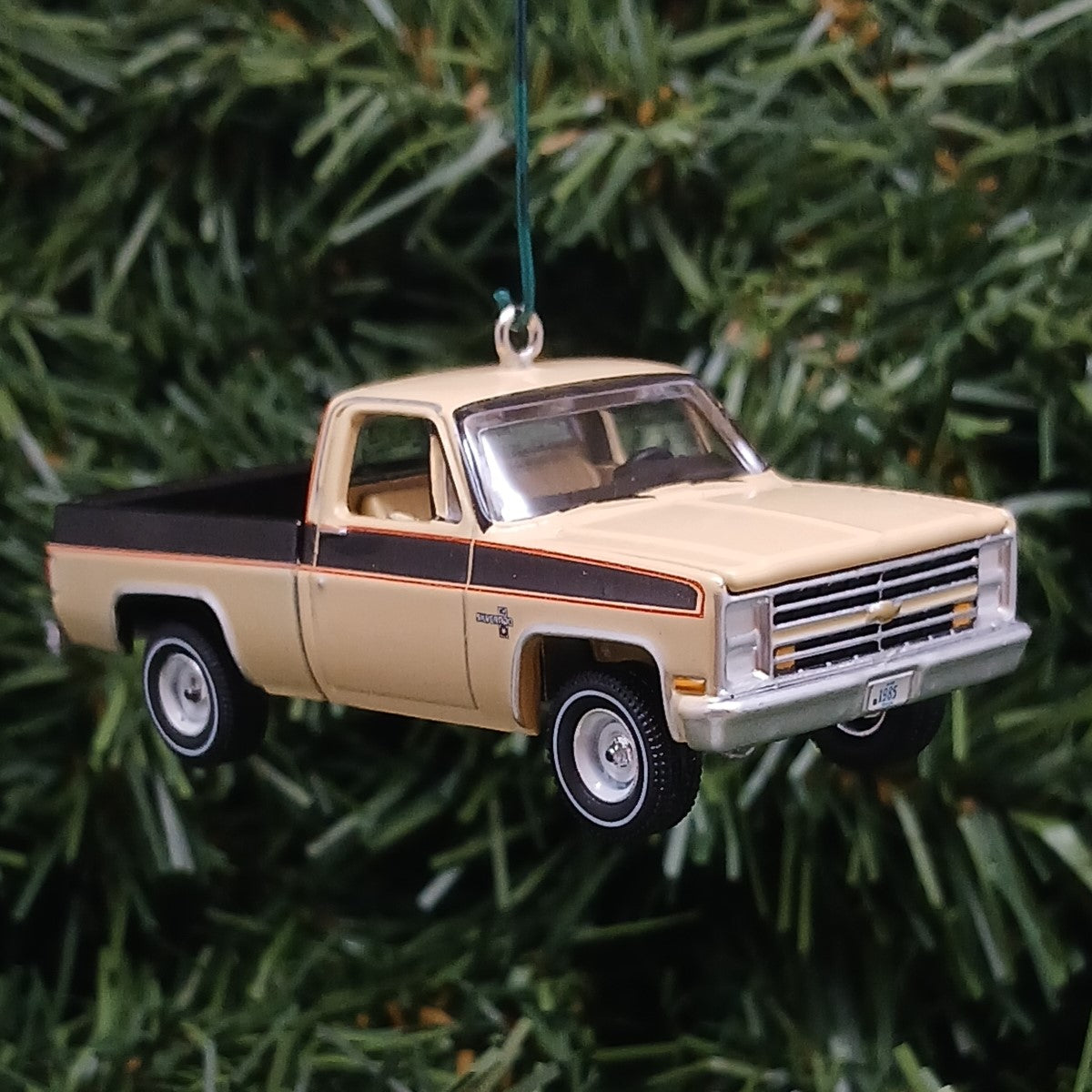 Chevy 1985 Silverado Ornament Christmas Gift Chevrolet Fleetside Short Bed Truck Tan Dark-Brown