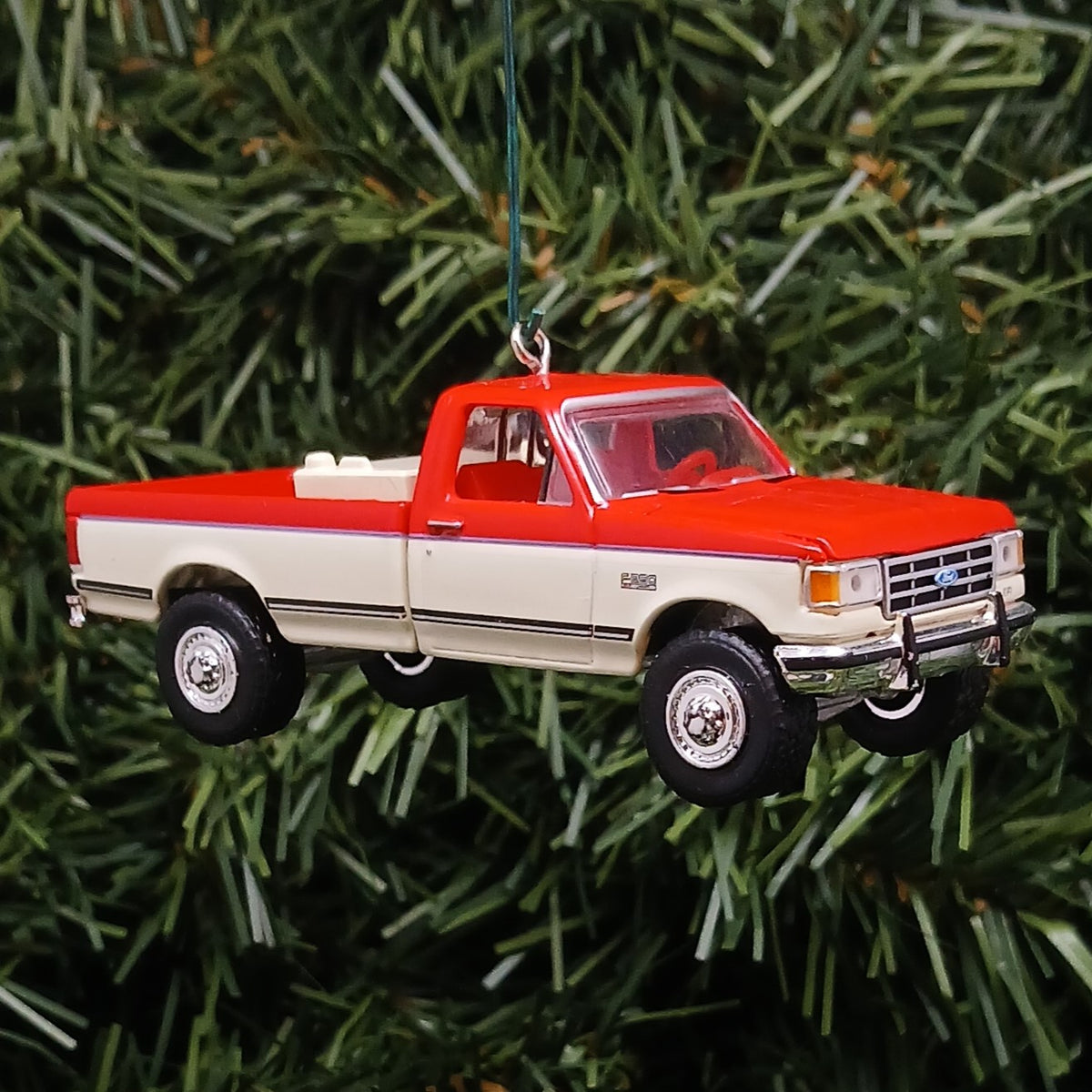Ford F-250 Christmas Ornament 1991 F250 XLT Pickup Truck Unique Gift Idea Xmas Decoration 3 inch Blue/Tan (Copy)