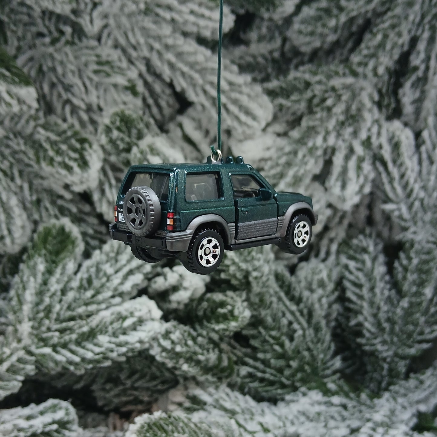 Mitsubishi 1991 Pajero Christmas Ornament Gift Idea Unique Xmas Tree Decoration Green