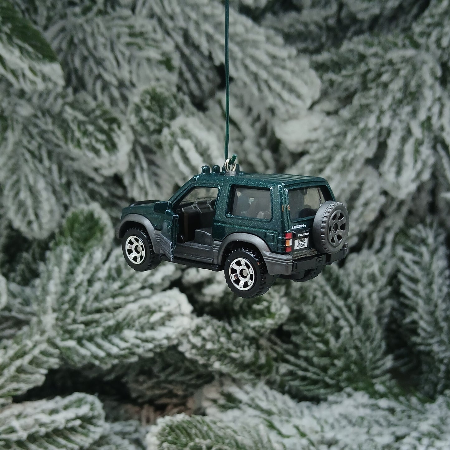 Mitsubishi 1991 Pajero Christmas Ornament Gift Idea Unique Xmas Tree Decoration Green