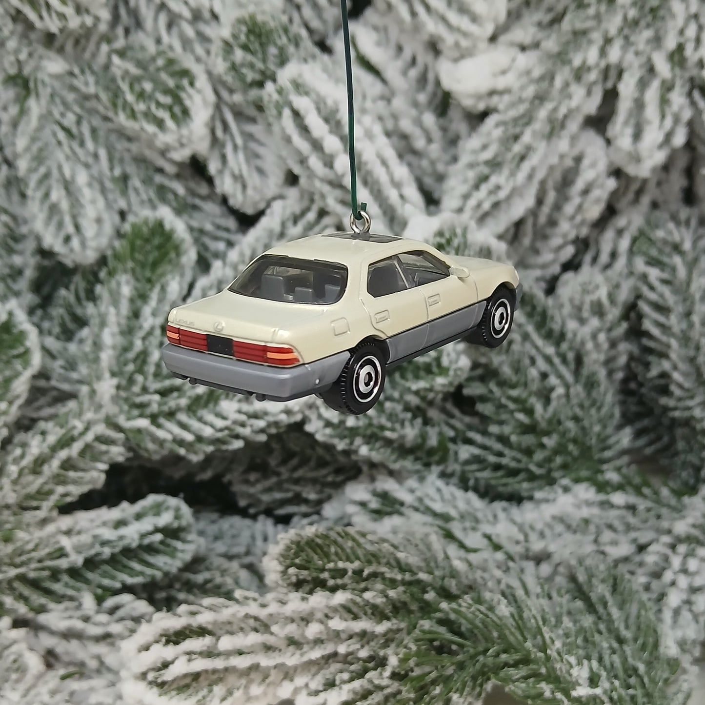 LEXUS LS 400 Ornament Christmas Gift Xmas Tree Decoration Green Beige Black 1994
