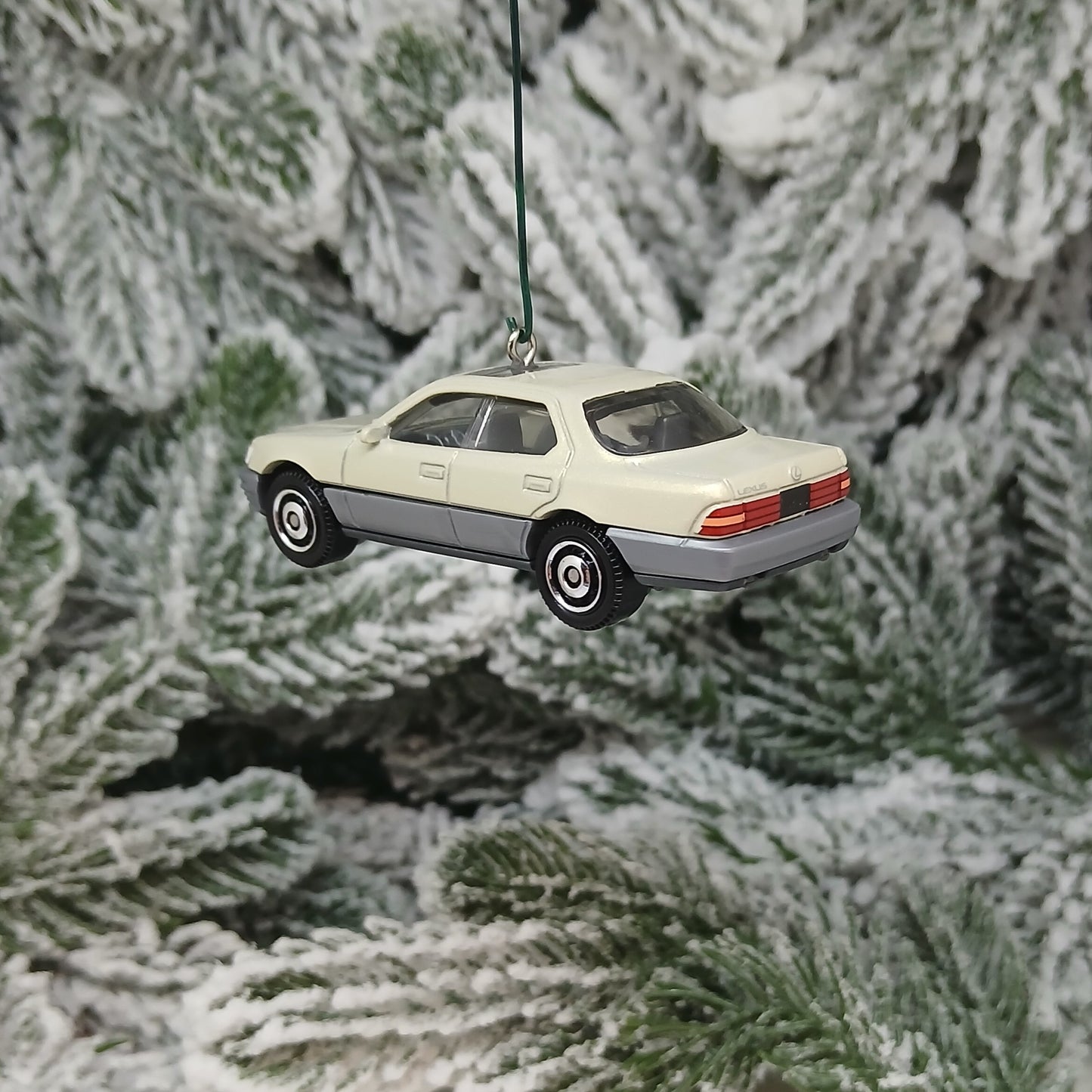 LEXUS LS 400 Ornament Christmas Gift Xmas Tree Decoration Green Beige Black 1994
