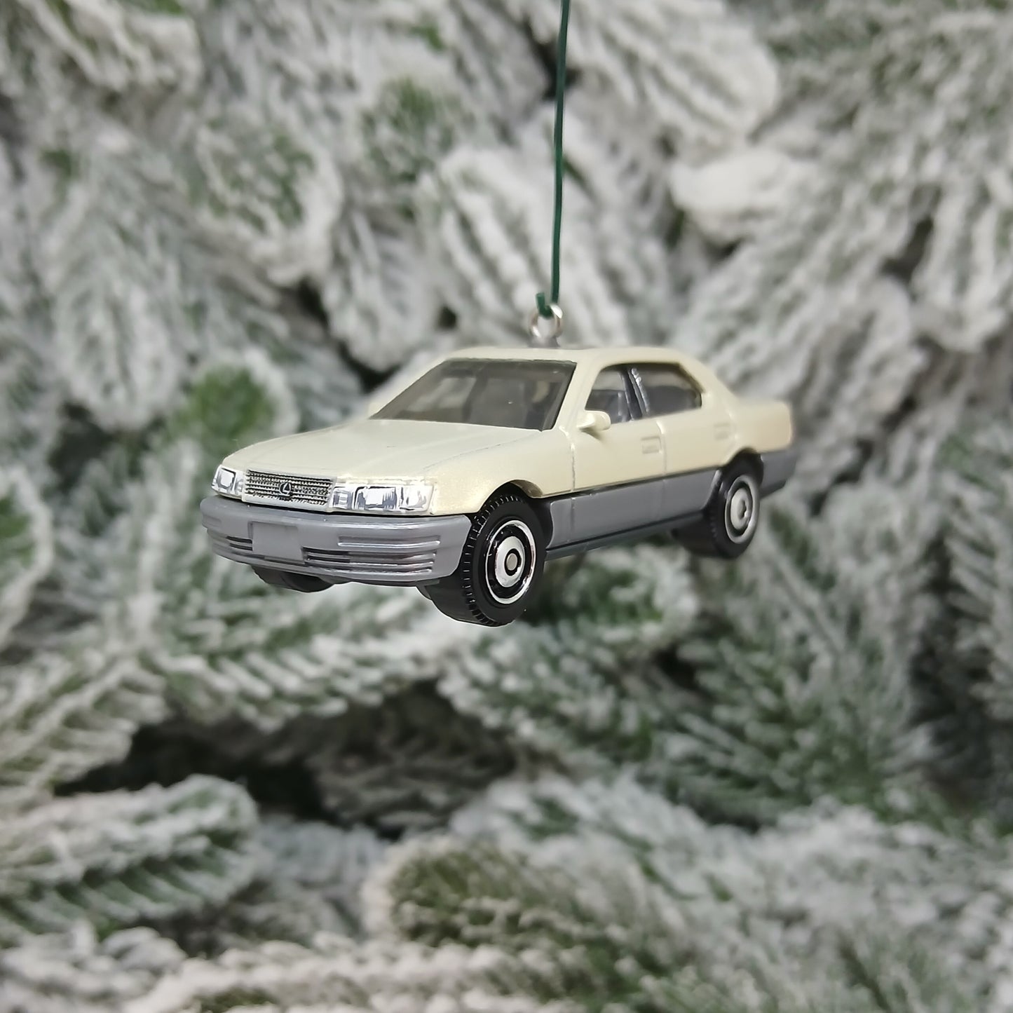 LEXUS LS 400 Ornament Christmas Gift Xmas Tree Decoration Green Beige Black 1994