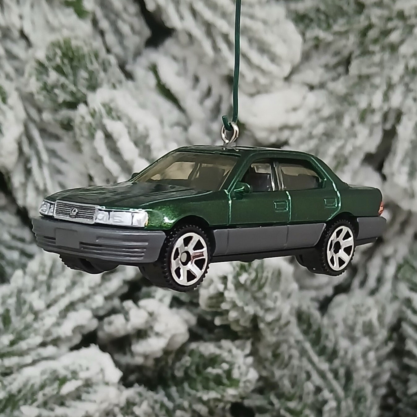 LEXUS LS 400 Ornament Christmas Gift Xmas Tree Decoration Green Beige Black 1994