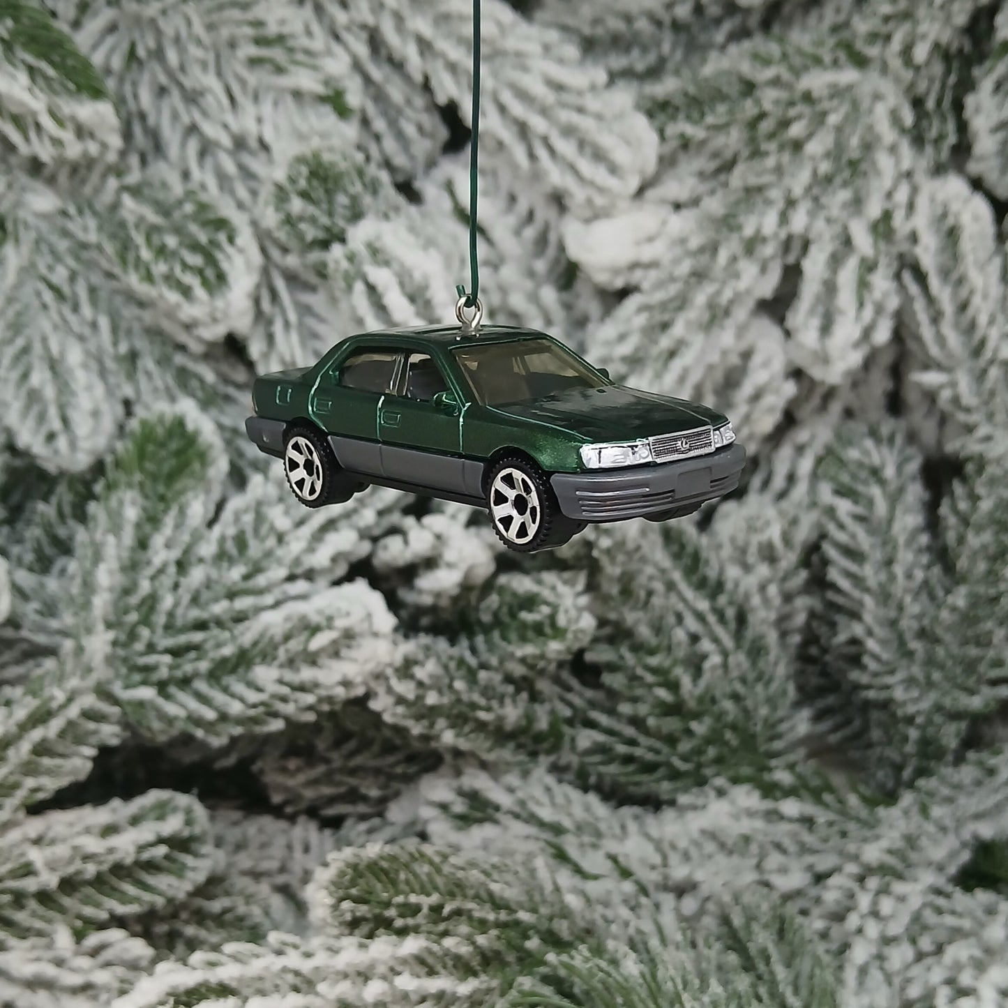 LEXUS LS 400 Ornament Christmas Gift Xmas Tree Decoration Green Beige Black 1994