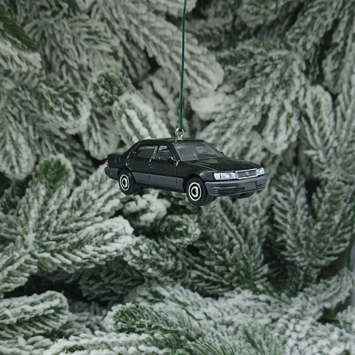 LEXUS LS 400 Ornament Christmas Gift Xmas Tree Decoration Green Beige Black 1994