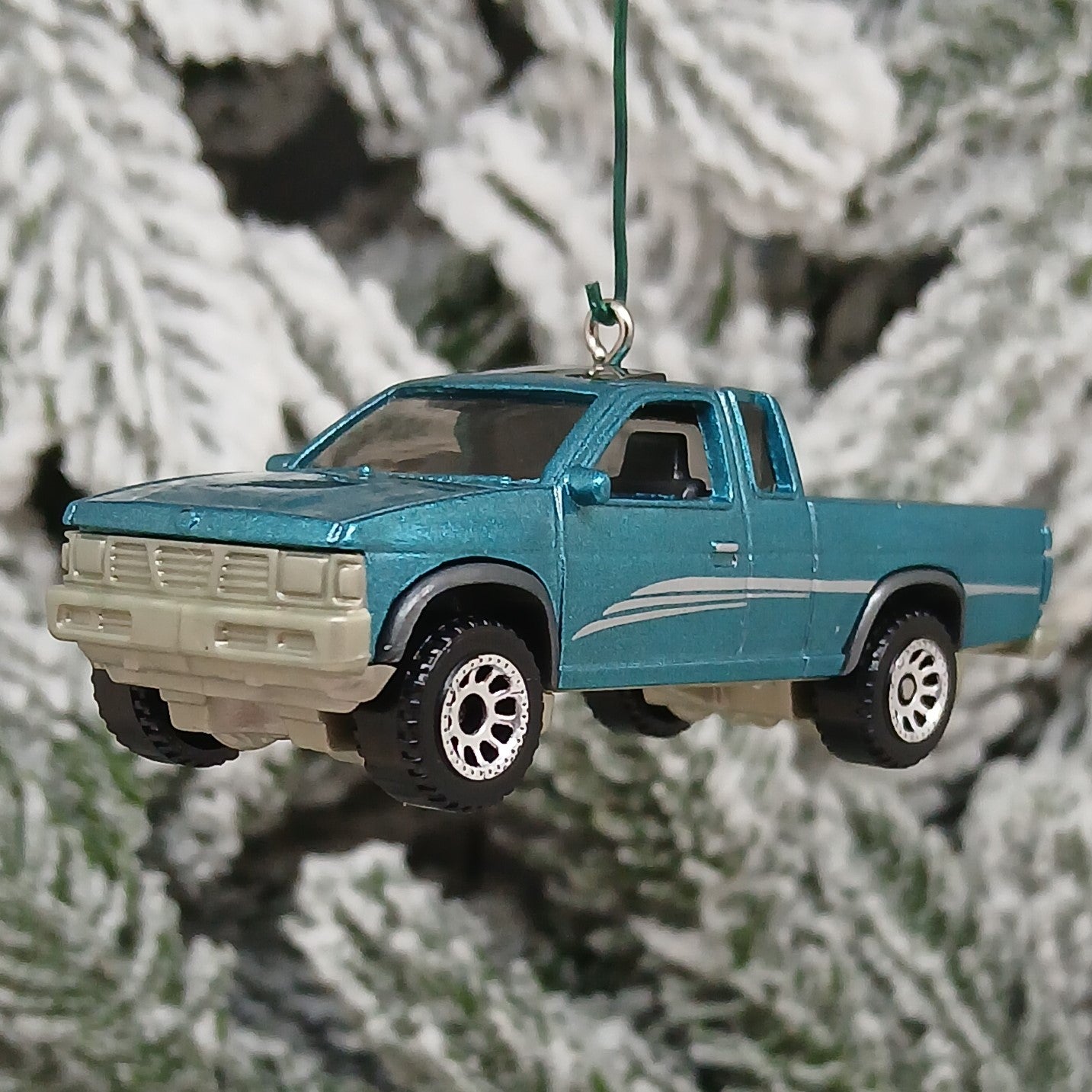 NISSAN Hardbody Truck Ornament Christmas Tree Gift Decoration 1986-1997 Teal White