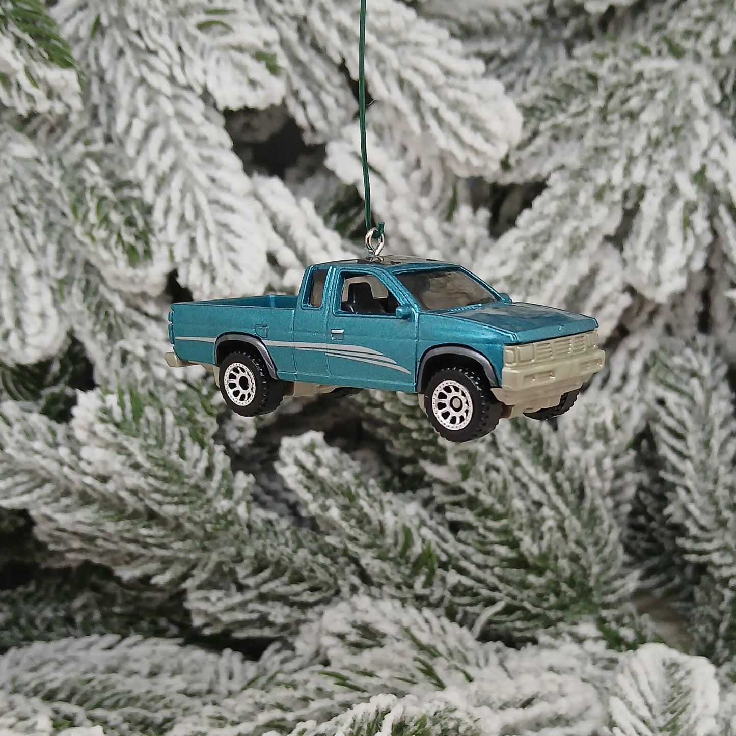 NISSAN Hardbody Truck Ornament Christmas Tree Gift Decoration 1986-1997 Teal White