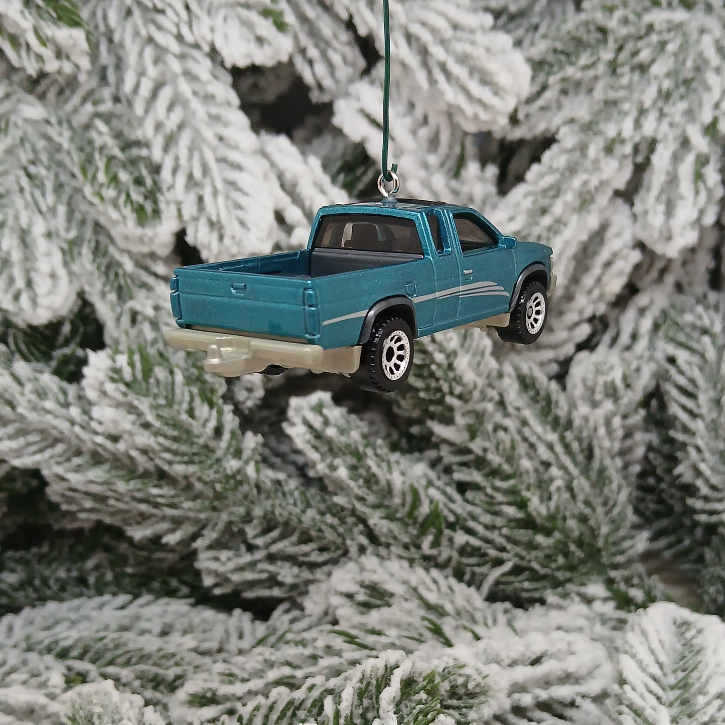 NISSAN Hardbody Truck Ornament Christmas Tree Gift Decoration 1986-1997 Teal White