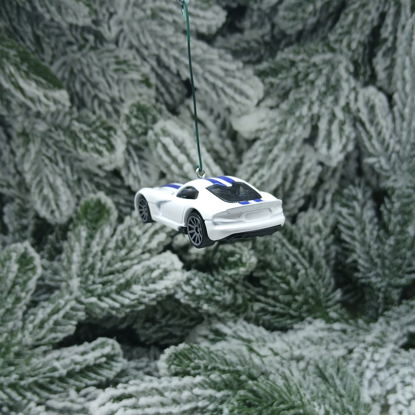 DODGE VIPER GTS Ornament Christmas Tree Decoration Unique Gift Idea 1996 - 2002 White