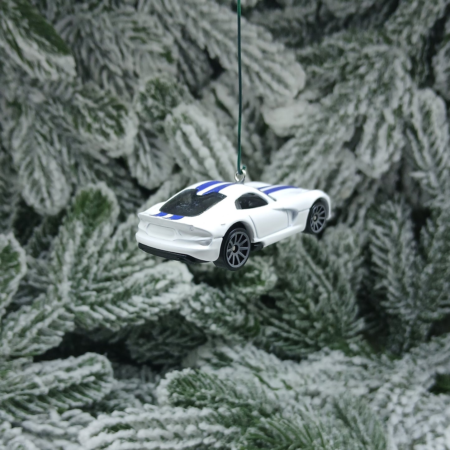 DODGE VIPER GTS Ornament Christmas Tree Decoration Unique Gift Idea 1996 - 2002 White