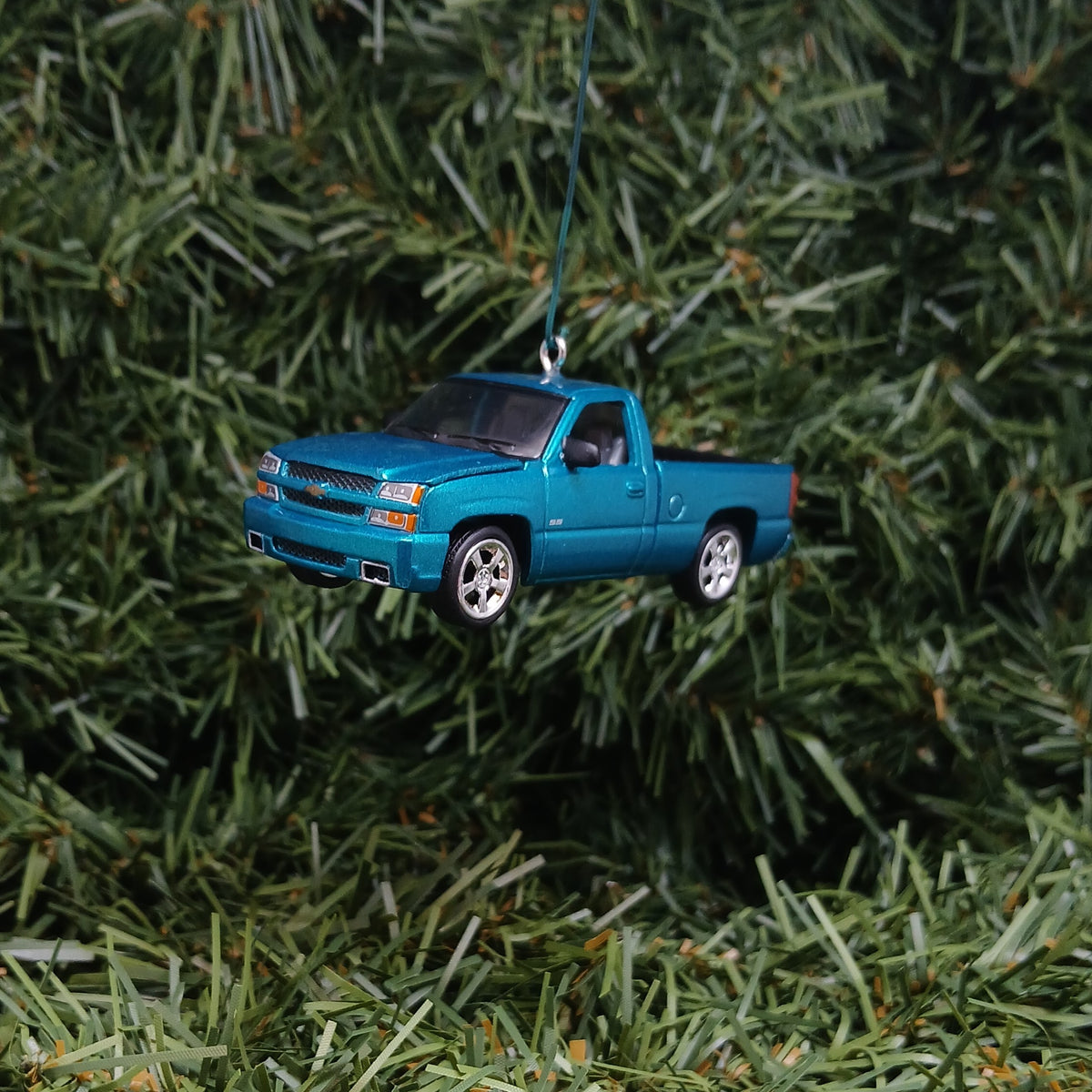 Chevy Silverado Ornament Christmas Gift 2005 Chevrolet Truck Xmas Decoration Custom SS