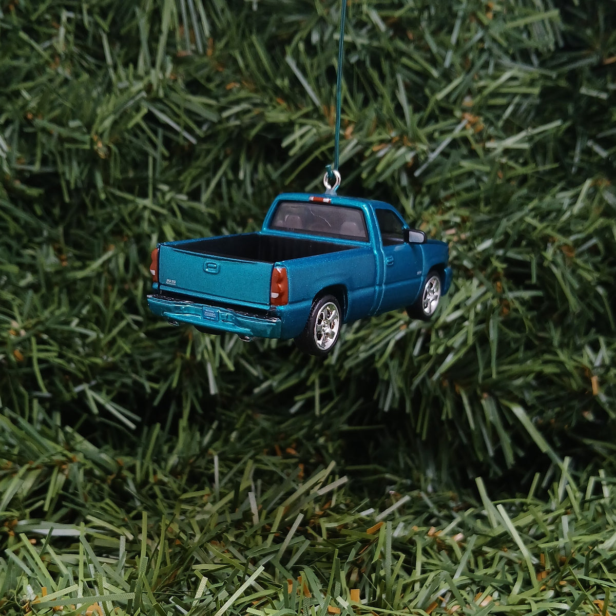 Chevy Silverado Ornament Christmas Gift 2005 Chevrolet Truck Xmas Decoration Custom SS