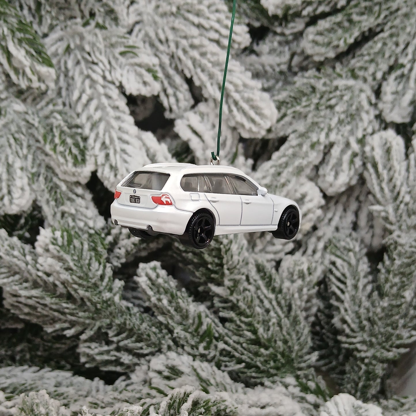 BMW 3 Series TOURING 2012 Christmas Gift Idea Unique Car Xmas Tree Decoration 2013-2016 White
