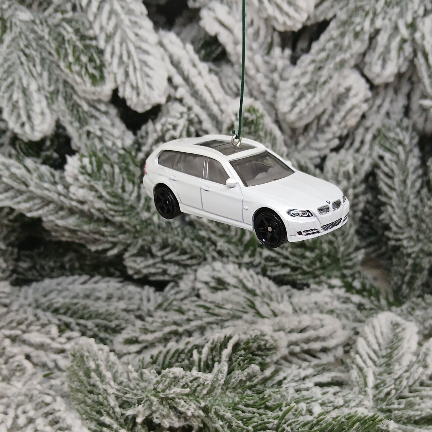 BMW 3 Series TOURING 2012 Christmas Gift Idea Unique Car Xmas Tree Decoration 2013-2016 White