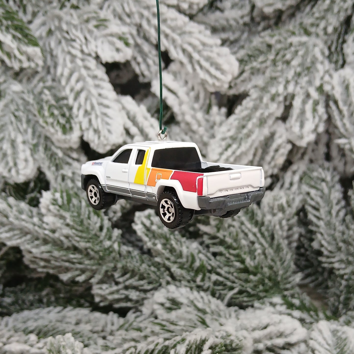 TOYOTA TACOMA Ornament 2016 Christmas Tree Decoration Gift Idea Pickup Truck White