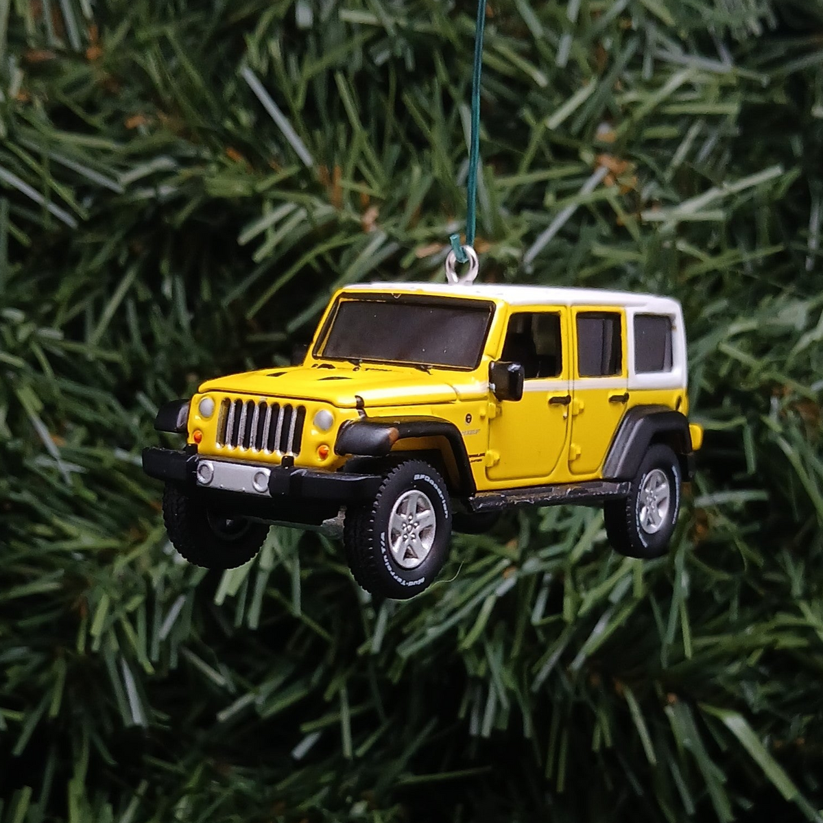 JEEP Wrangler Ornament Christmas Gift Xmas Decoration 4x4 2017 Acid Yellow 4 door