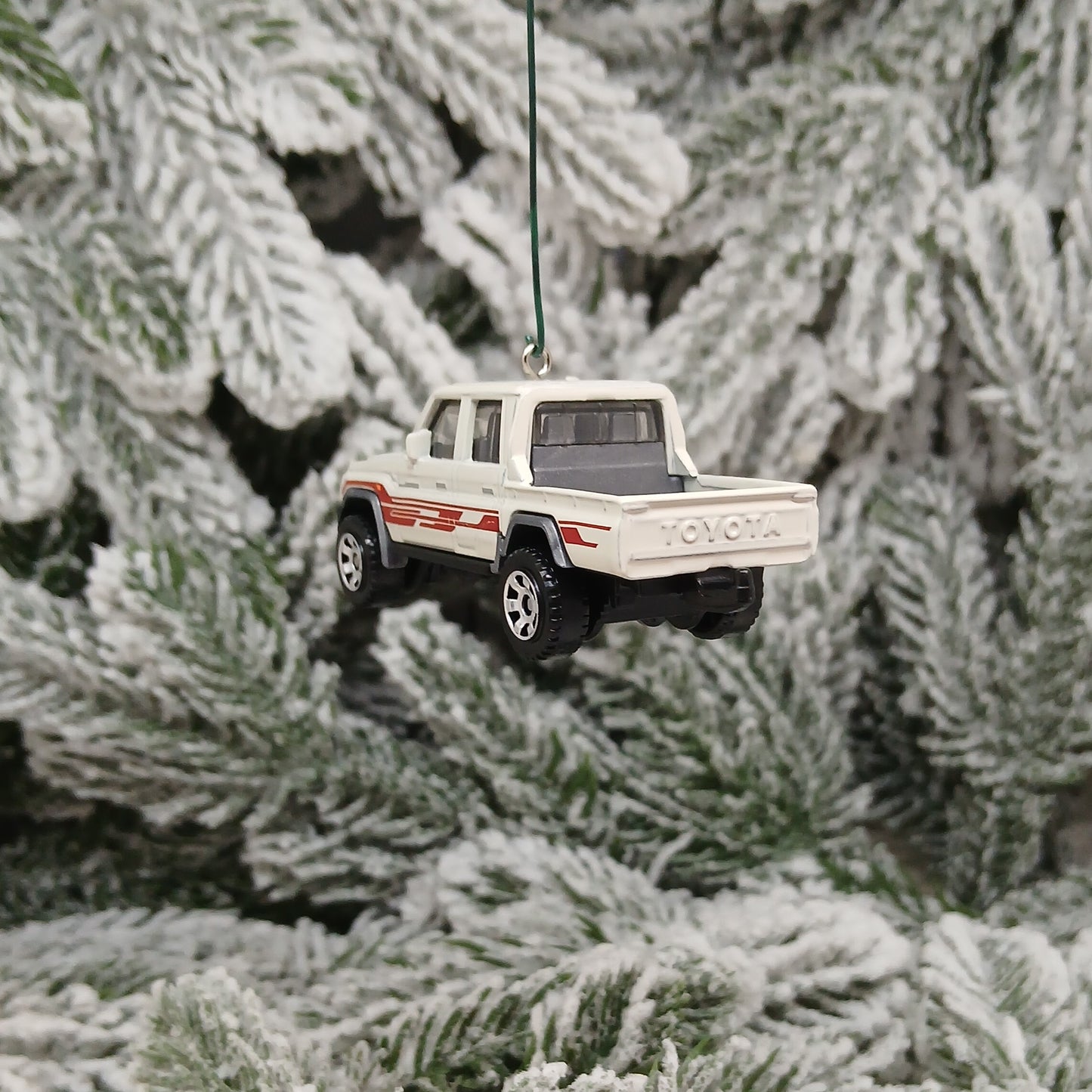 TOYOTA Landcruiser Ornament Christmas Gift Idea Unique Xmas Decoration Model 78 4x4 SUV Tan White