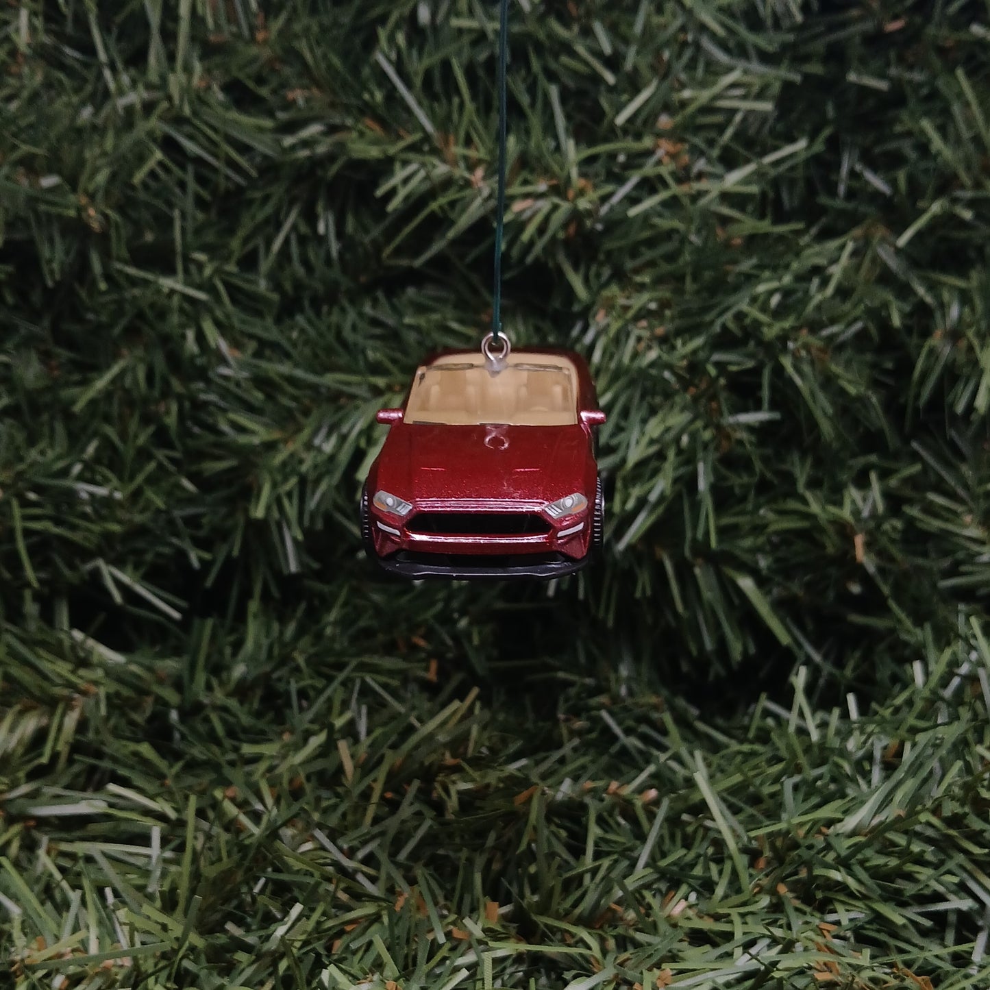 Ford Mustang 2018 Christmas Ornament Xmas Tree Decoration Gift Idea Convertible Blue Dark Red