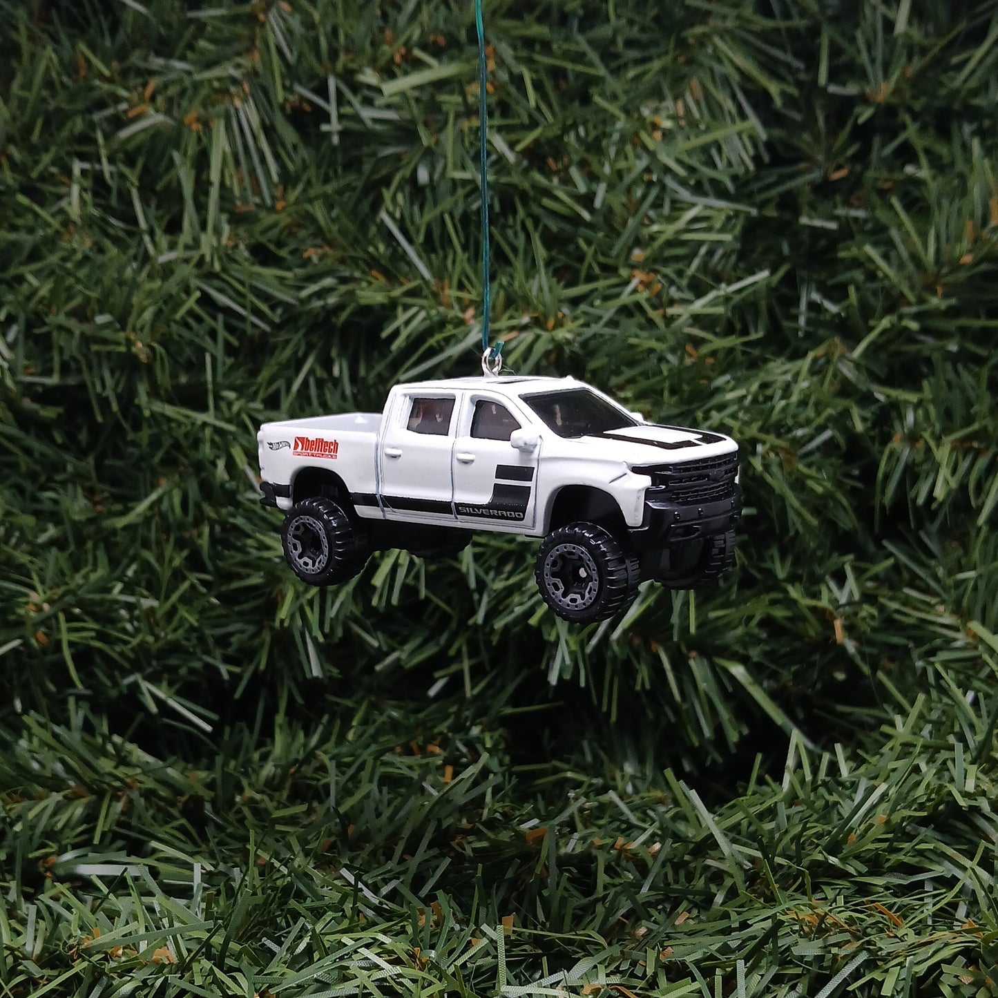 CHEVY SILVERADO Ornament Christmas Gift Idea 2019 Chevrolet Pickup Truck Xmas Tree Decoration White