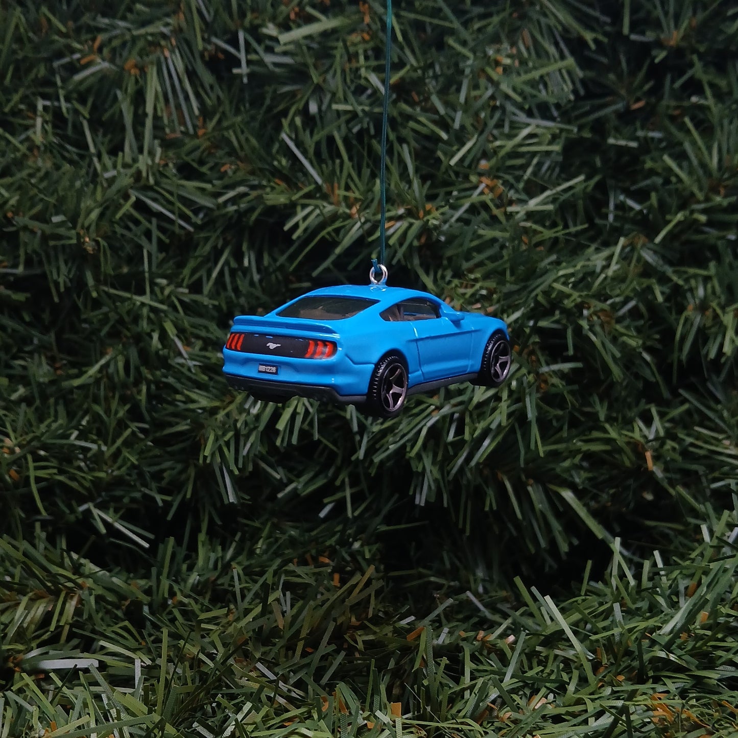 Ford 2019 Mustang Christmas Ornament Unique Gift Xmas Tree Decoration Grabber Blue