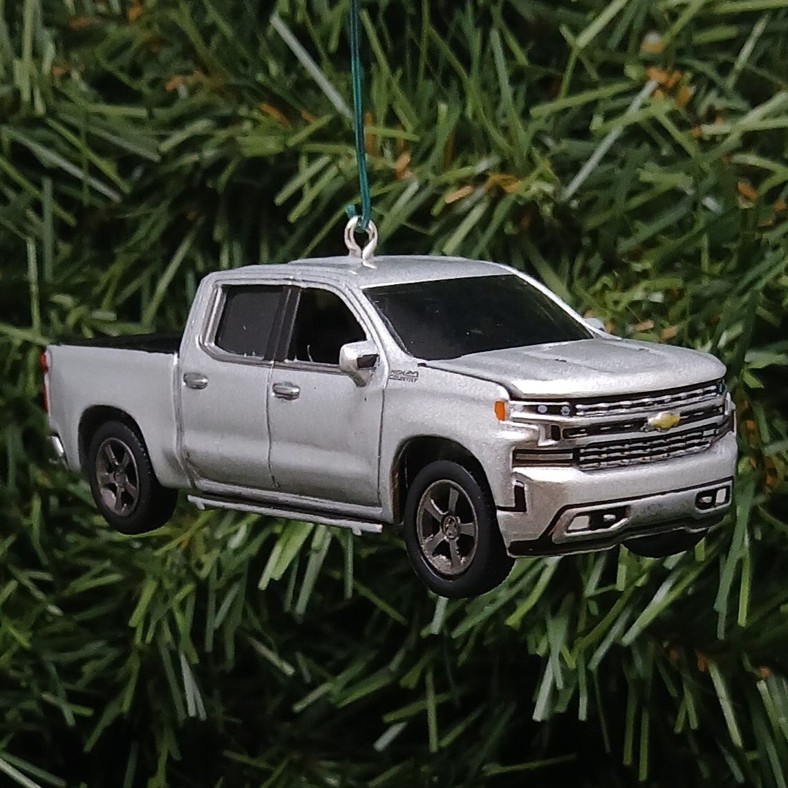 Chevy Silverado Ornament 2019 Christmas Gift Chevrolet Truck 2020 2021 Xmas Tree Decoration Silver Ice