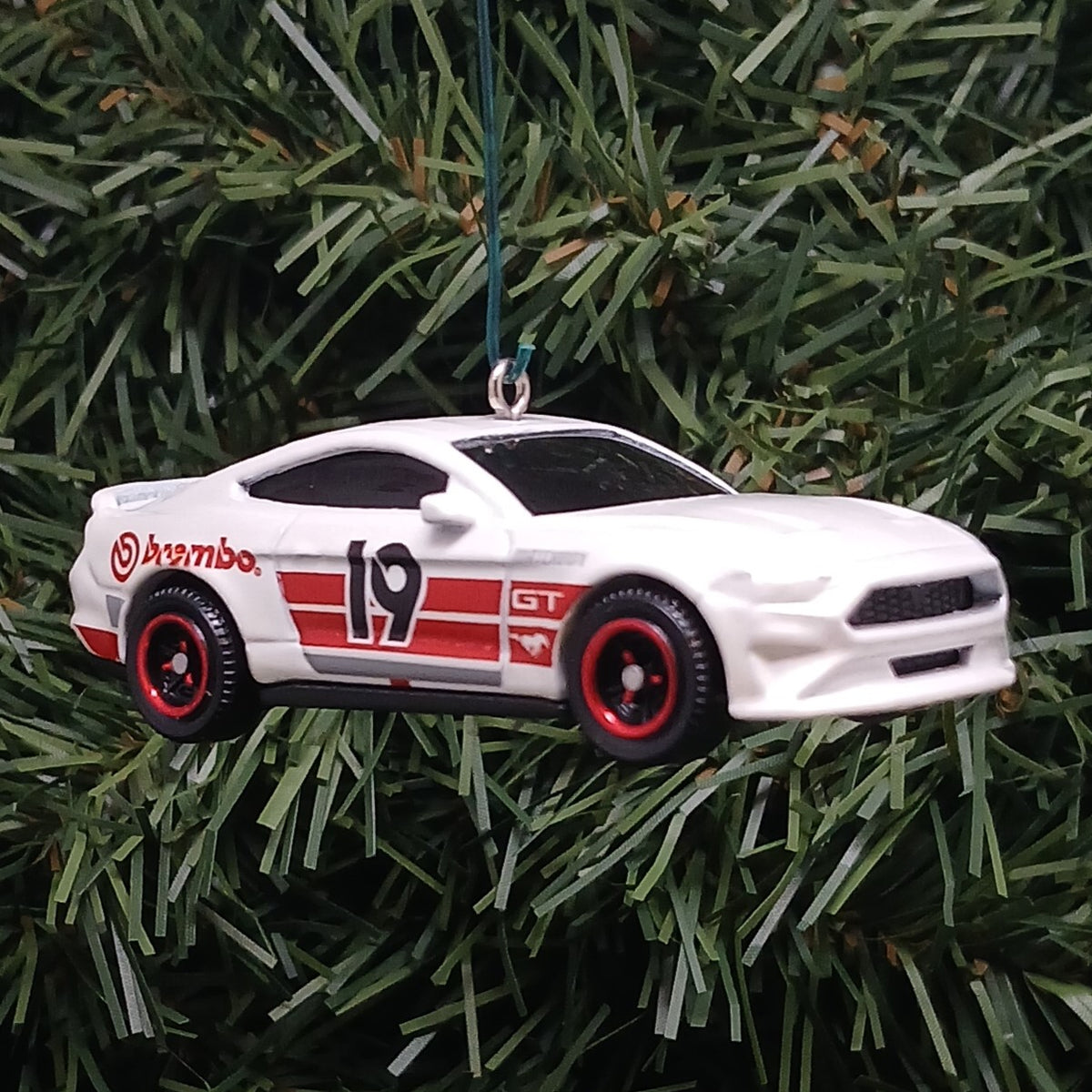 Ford 2019 Mustang Christmas Ornament Unique Xmas Tree Decoration Gift Idea White