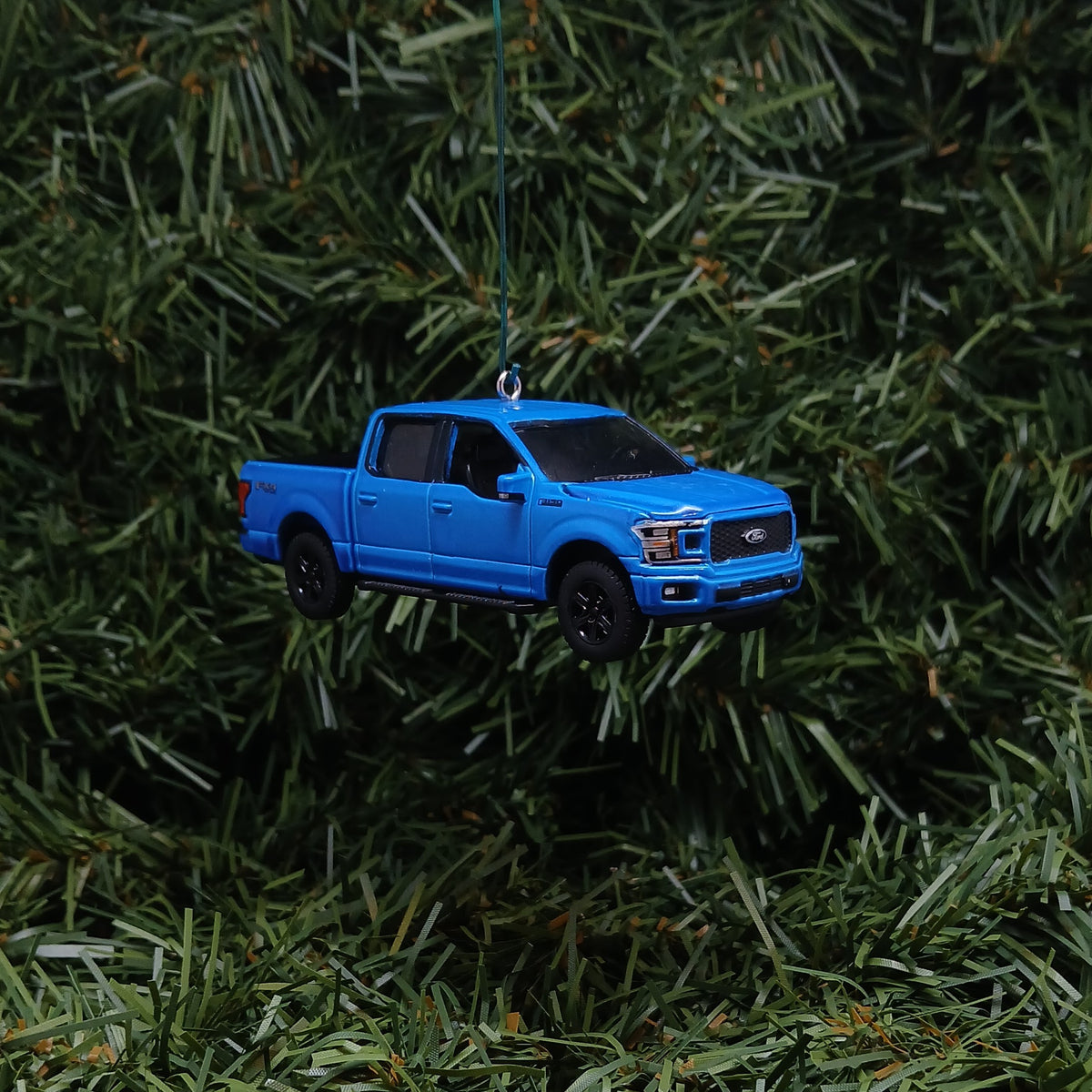 Ford F-150 Ornament 2015-2020 Christmas Gift Idea F150 Truck Unique Xmas Decoration Velocity Blue