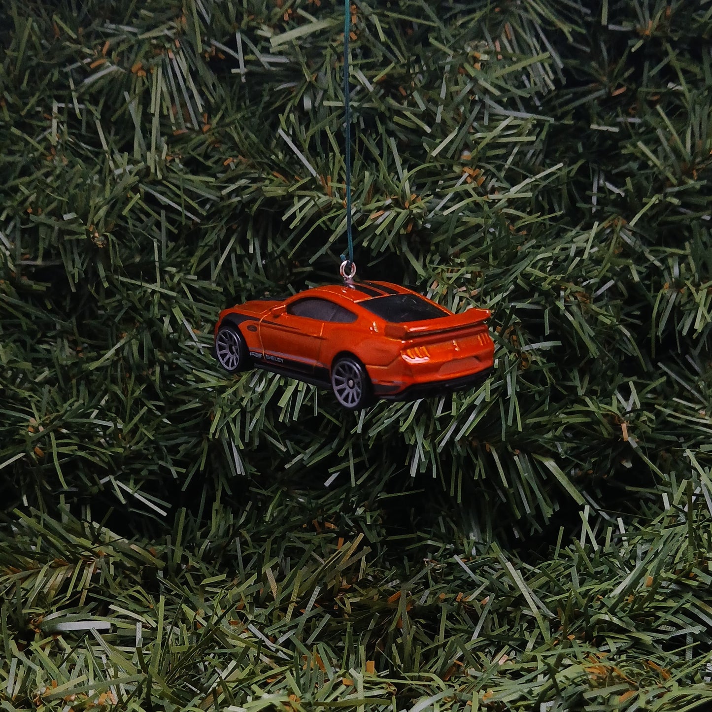 Ford 2020 Mustang Ornament Christmas Gift Shelby GT 500 Unique Xmas Tree Decoration Orange