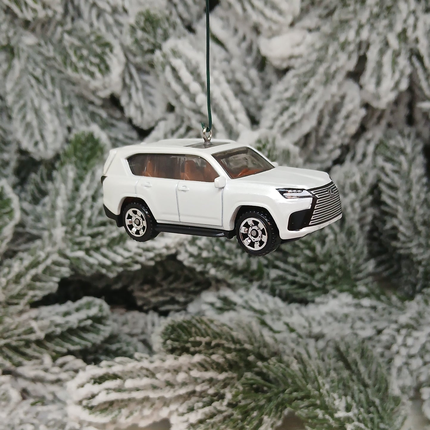 LEXUS LX Ornament Christmas Gift Xmas Tree Decoration 2022-2025 White (no window)