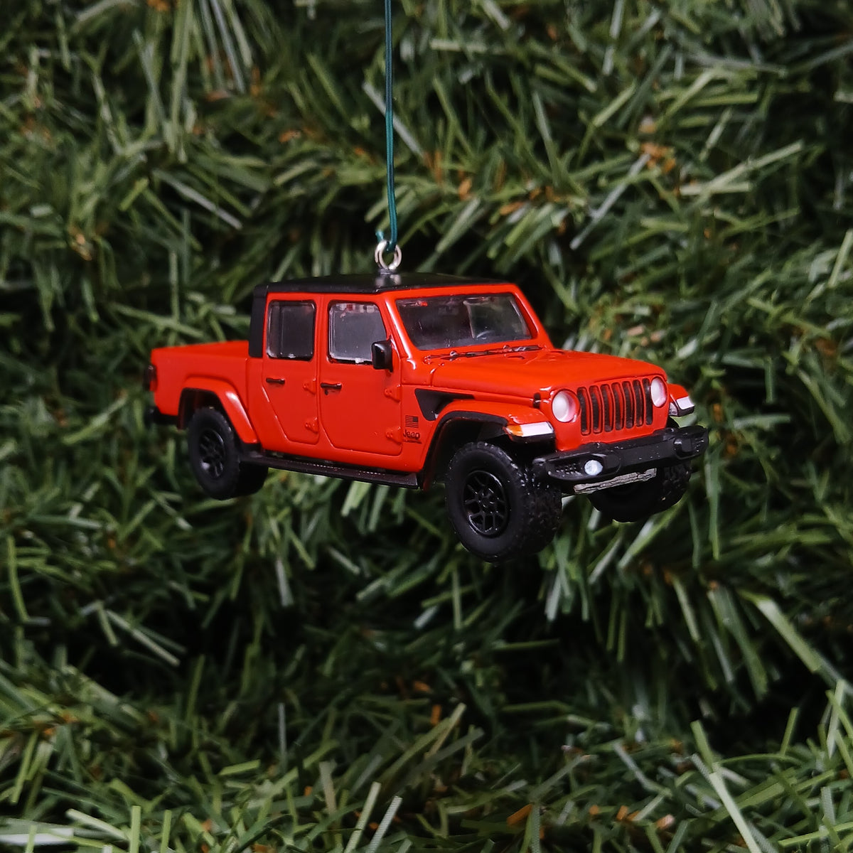 JEEP GLADIATOR Ornament Christmas Gift Idea Xmas Decoration 4x4 SUV 2020-2026 Firecracker Red