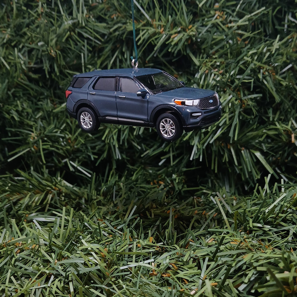 FORD EXPLORER Ornament Christmas Decoration Unique Gift 2024 Stone Blue suv