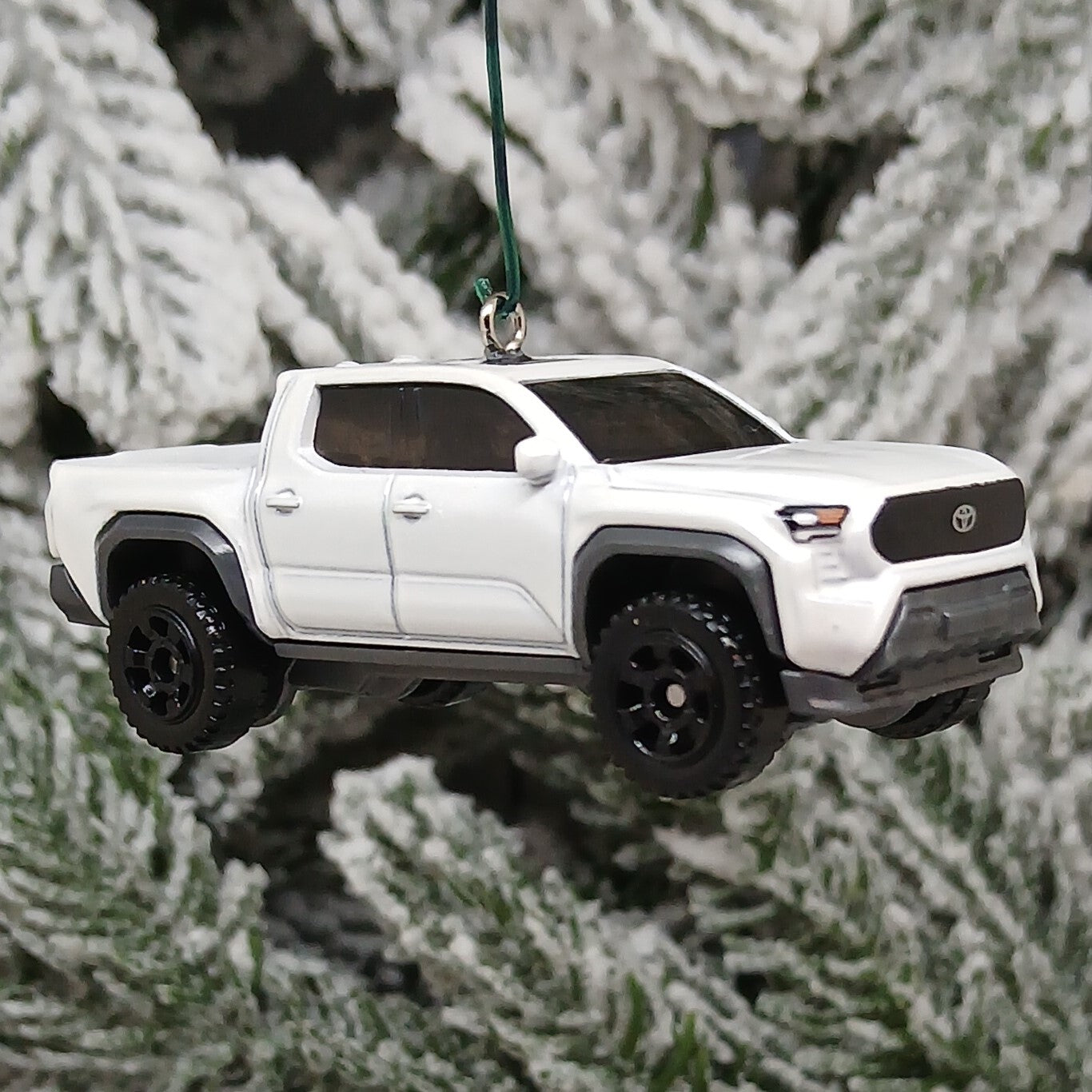 TOYOTA TACOMA Ornament 2024 Christmas Gift Tree Decoration Truck 2025 2026 White