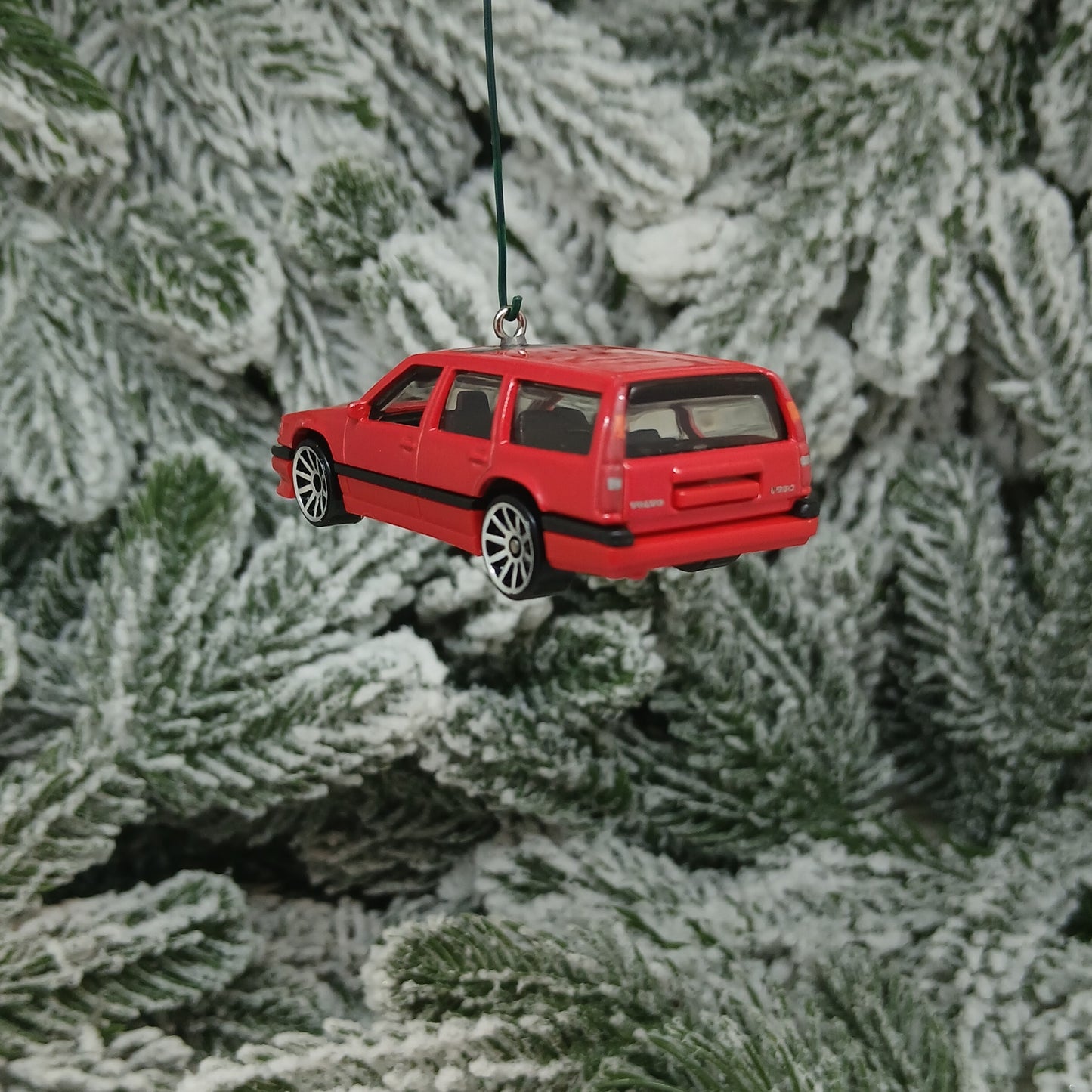 Volvo 850 Estate Ornament Christmas Tree Decoration Unique Gift 1993-1997 Wagon Green Yellow Black Red