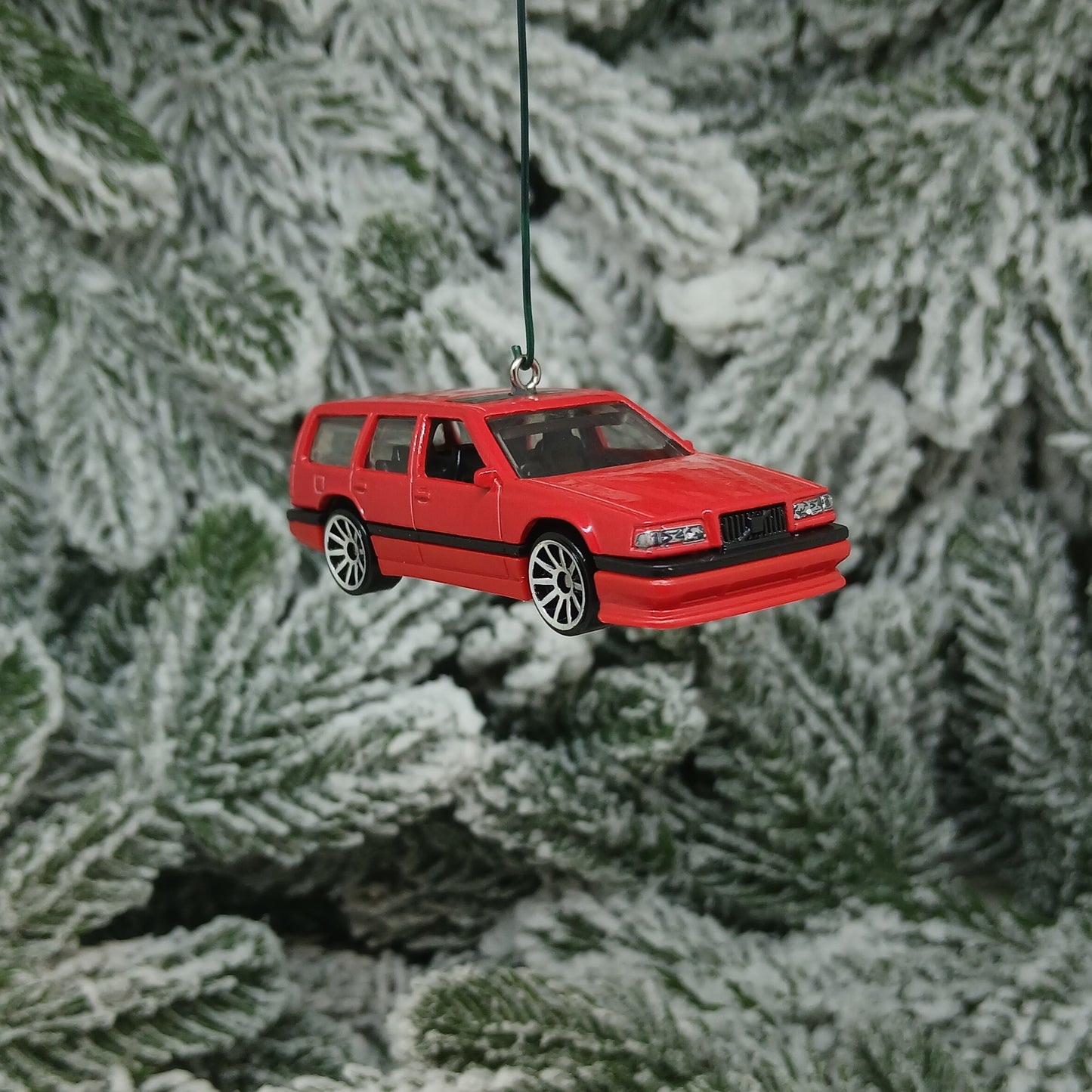 Volvo 850 Estate Ornament Christmas Tree Decoration Unique Gift 1993-1997 Wagon Green Yellow Black Red
