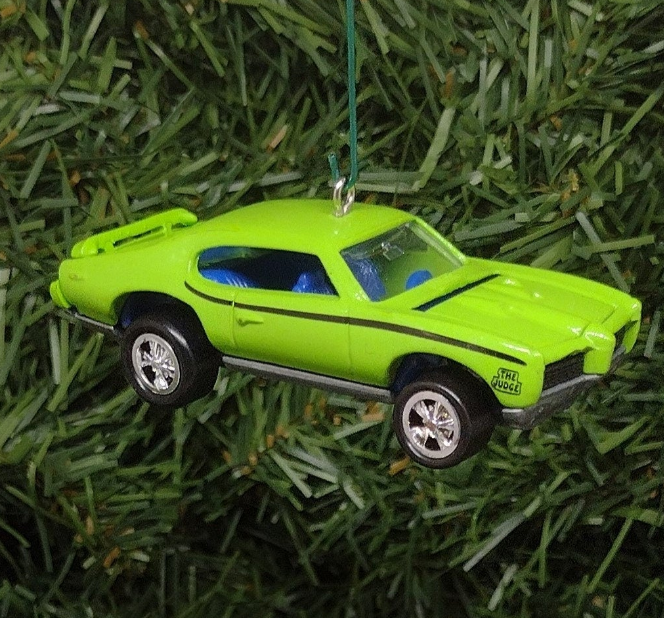 PONTIAC GTO JUDGE 1969 Ornament Christmas Tree Decoration Unique Automotive Xmas Gift Idea Green