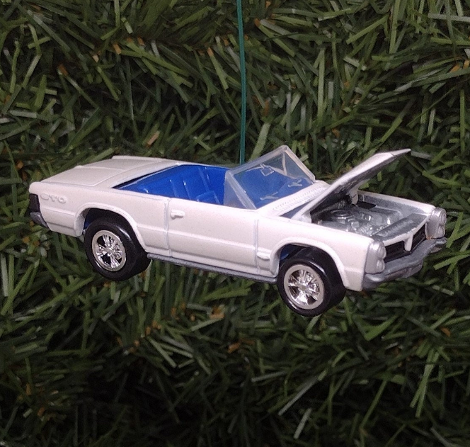 PONTIAC GTO CONVERTIBLE 1965 Ornament Christmas Tree Decoration Unique Automotive Xmas Gift Idea White Hood Opens