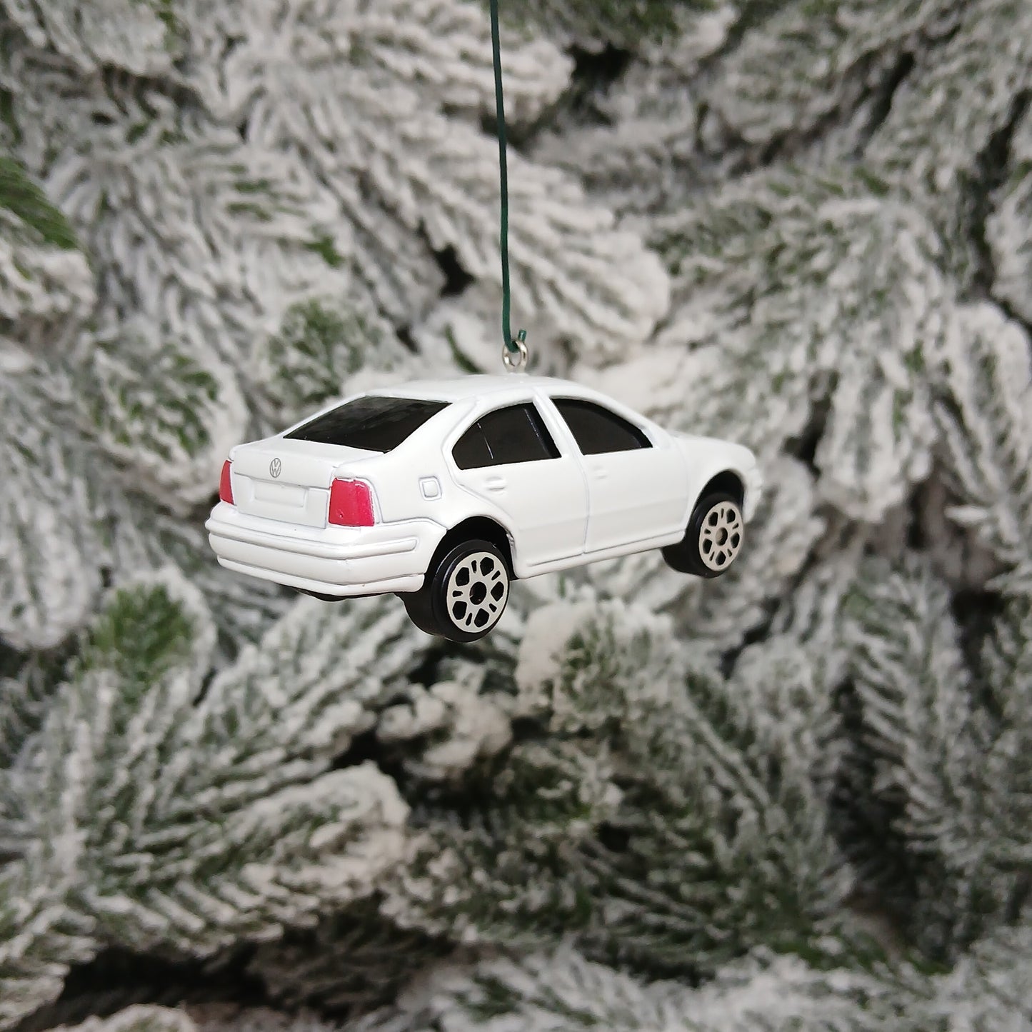 VW Jetta Ornament Christmas Gift Volkswagen Xmas Tree Decoration White Licensed