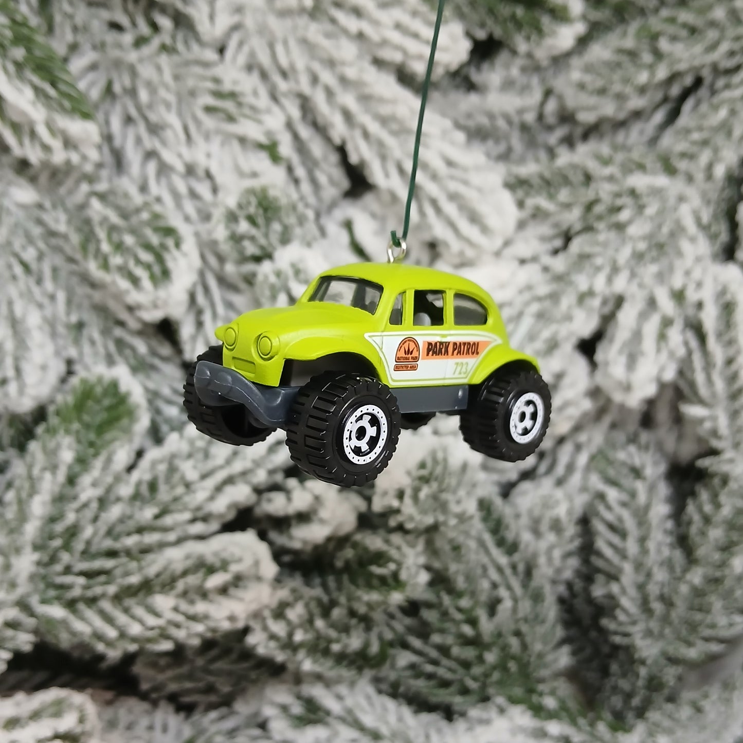 VW Beetle 4x4 Christmas Ornament Gift Idea Volkswagen Off Road Green Tan Licensed