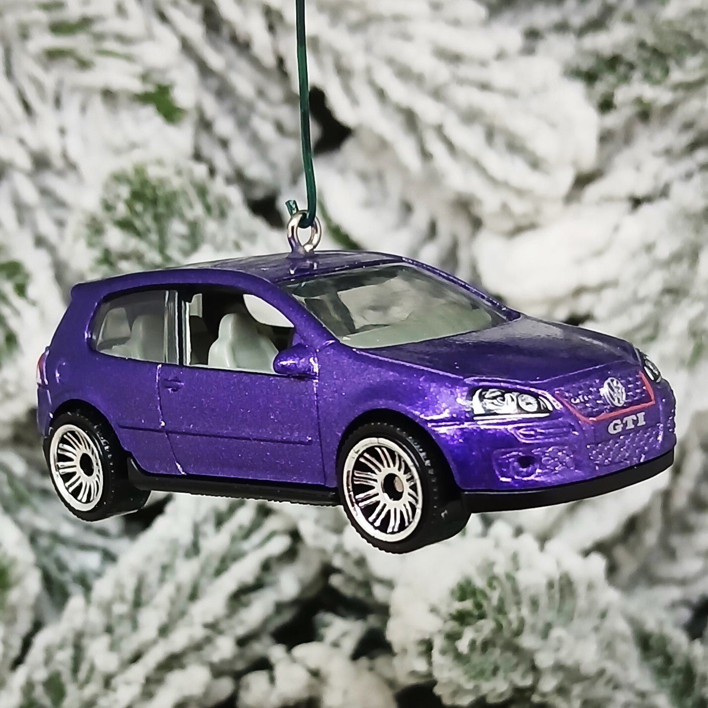 VW Golf GTI Ornament Christmas Gift Idea Volkswagen Xmas Tree Decoration Purple Licensed