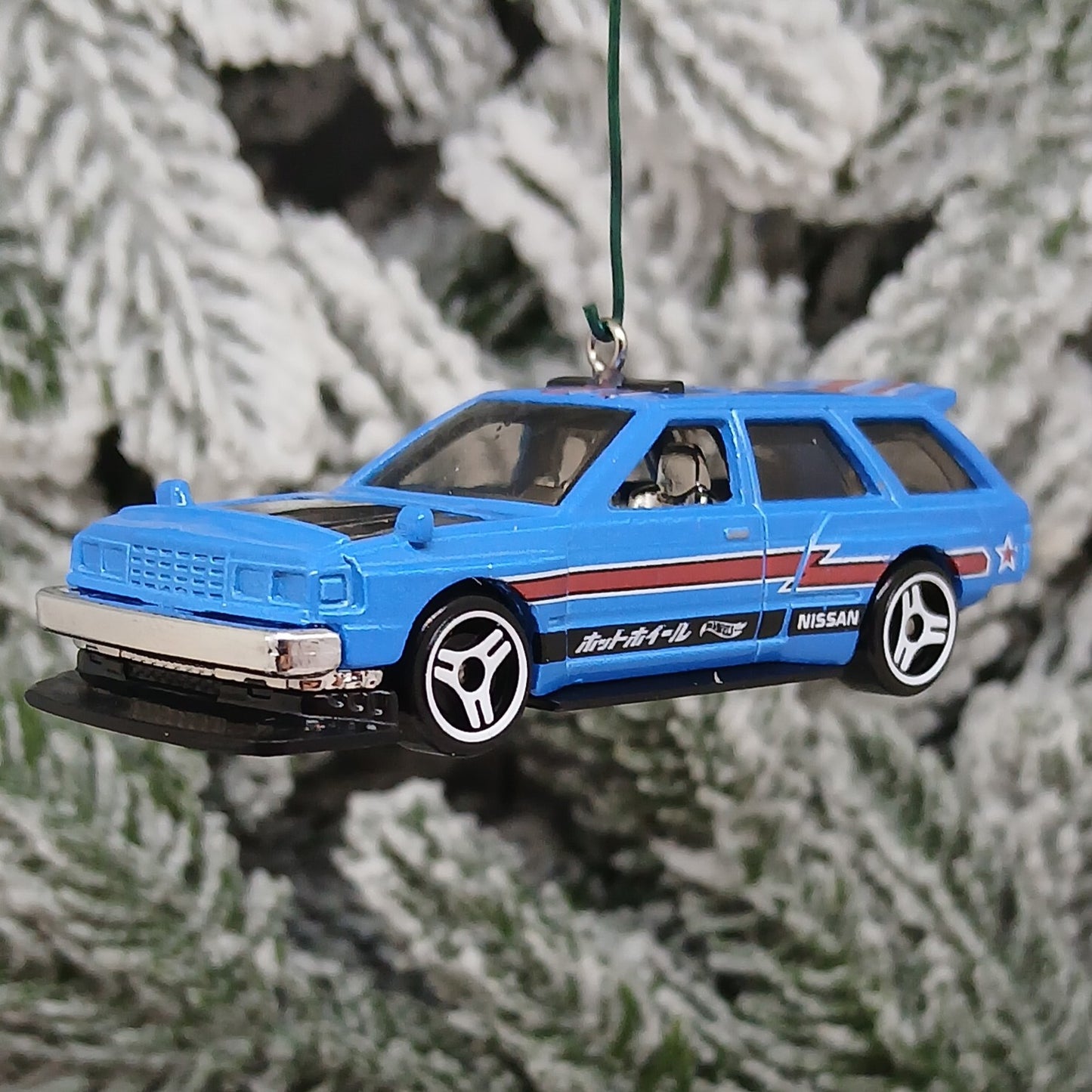 NISSAN Maxima Wagon Christmas Ornament Unique Gift Car Xmas Tree Decoration