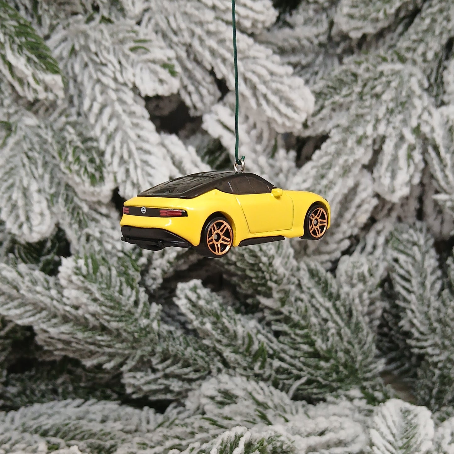 NISSAN Z Christmas Ornament Unique Gift Car Xmas Tree Decoration Yellow