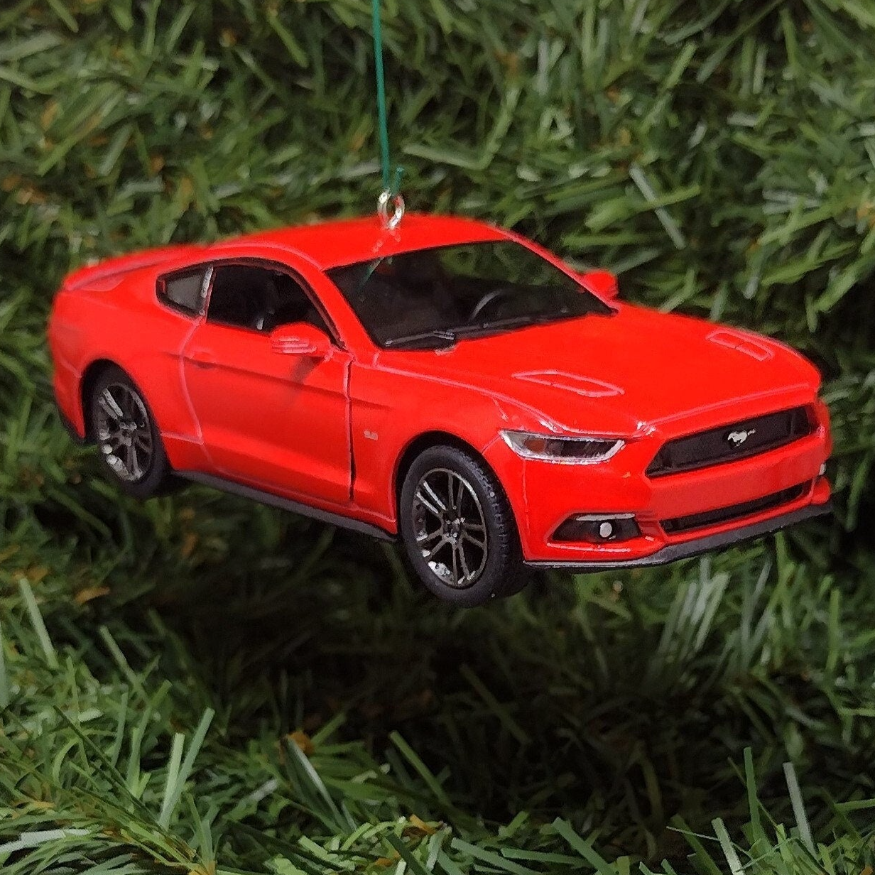 FORD MUSTANG GT 2015 Ornament Christmas tree decoration unique gift idea 5 inch Red 2014 2016 2017