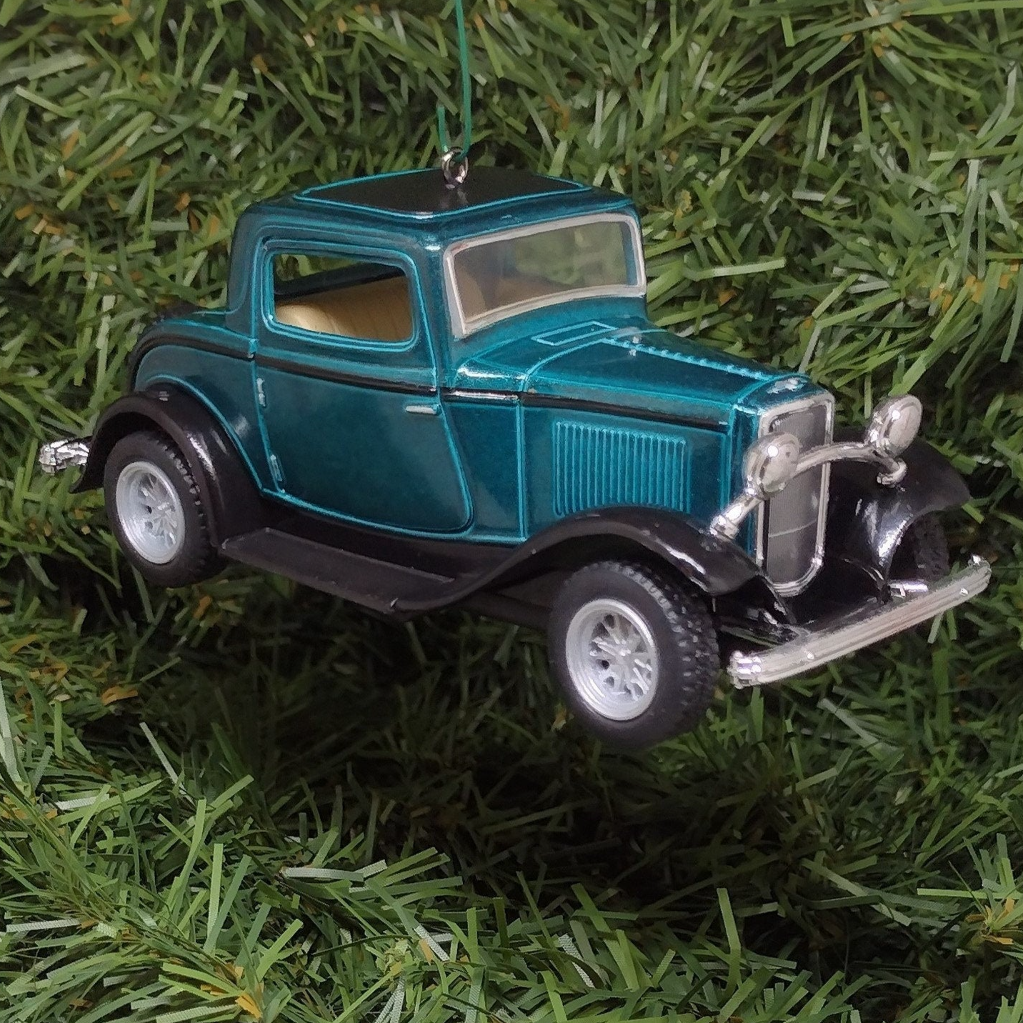 1932 FORD Ornament 3 Window Coupe Christmas Tree Decoration Unique Xmas Gift Idea 5 inches long green