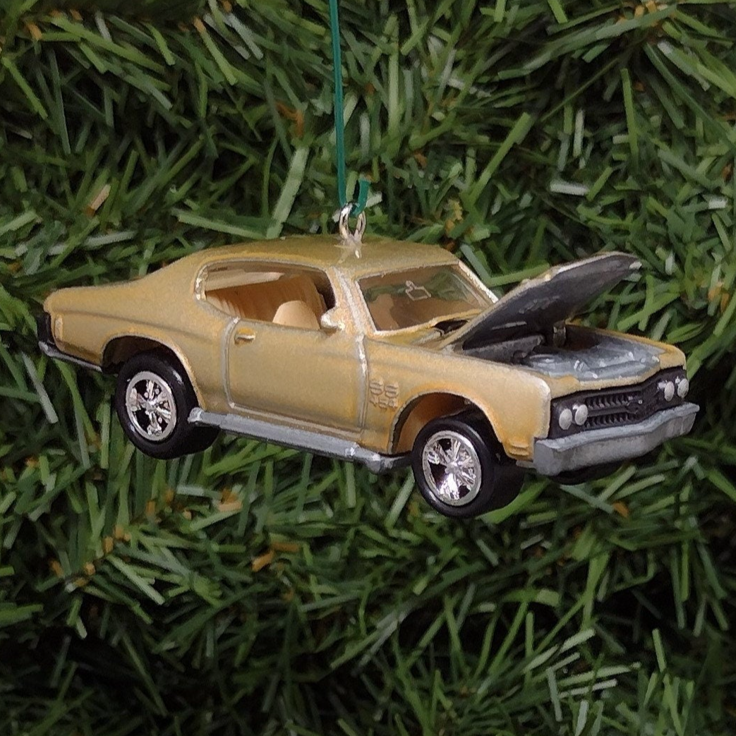 Chevy Chevelle SS 1970 Ornament Christmas Tree Decoration 70 Chevrolet Unique Xmas Gift Idea Hood Opens