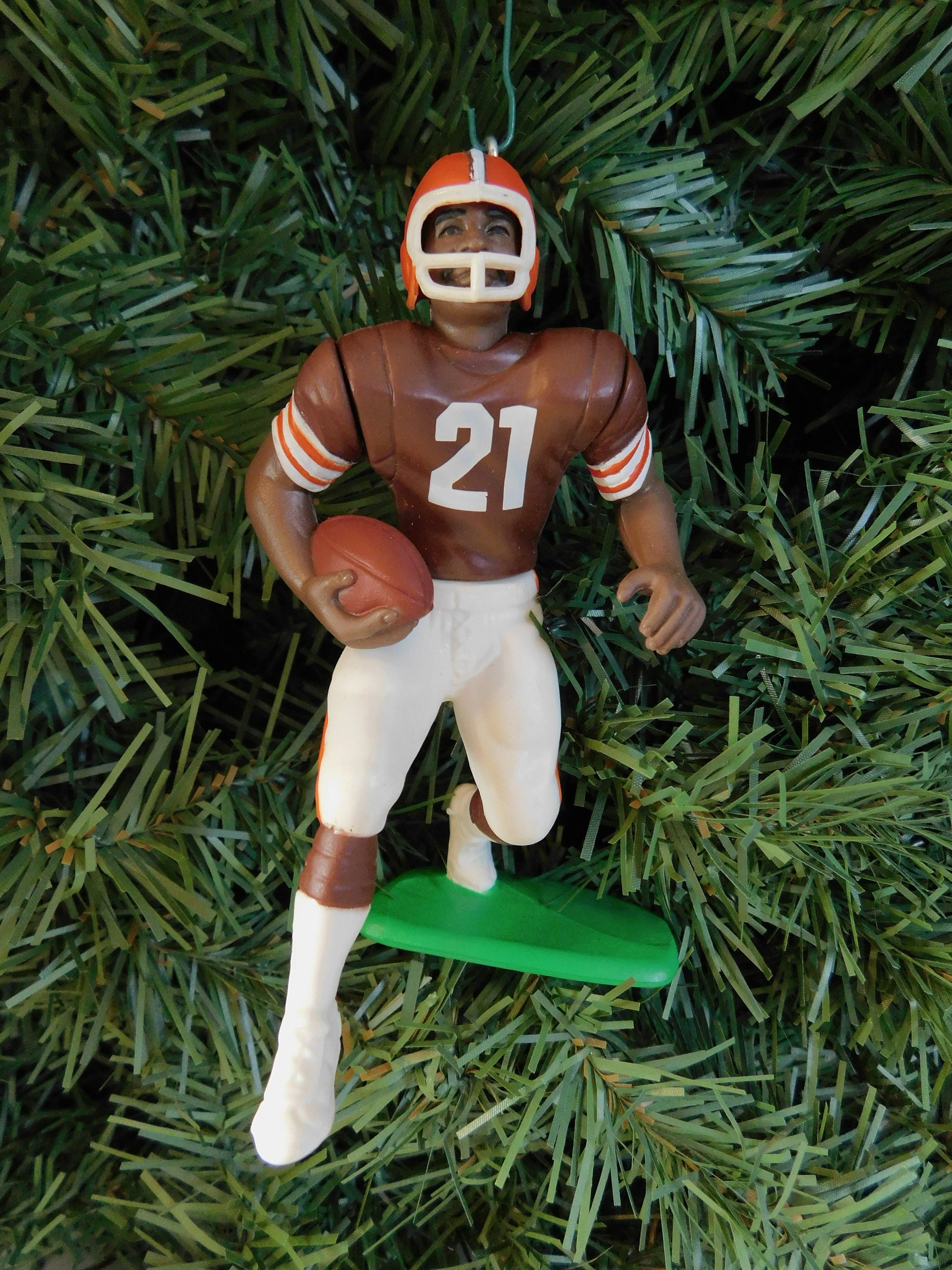 Eric Metcalf CLEVELAND BROWNS Christmas tree ornament xmas nfl football figure unique gift idea