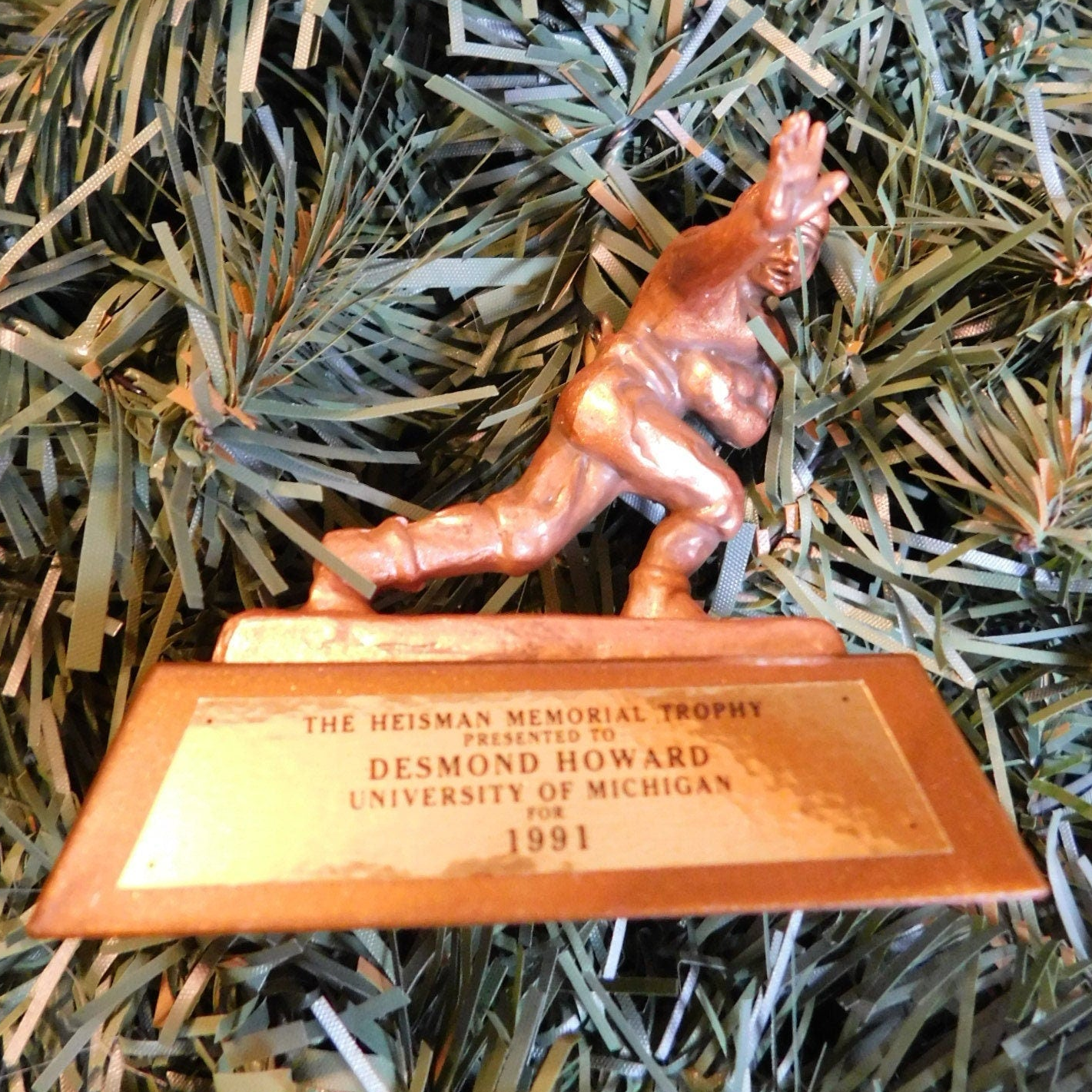 Desmond Howard Michigan Wolverines Christmas Ornament Mini Heisman Trophy NCAA Football